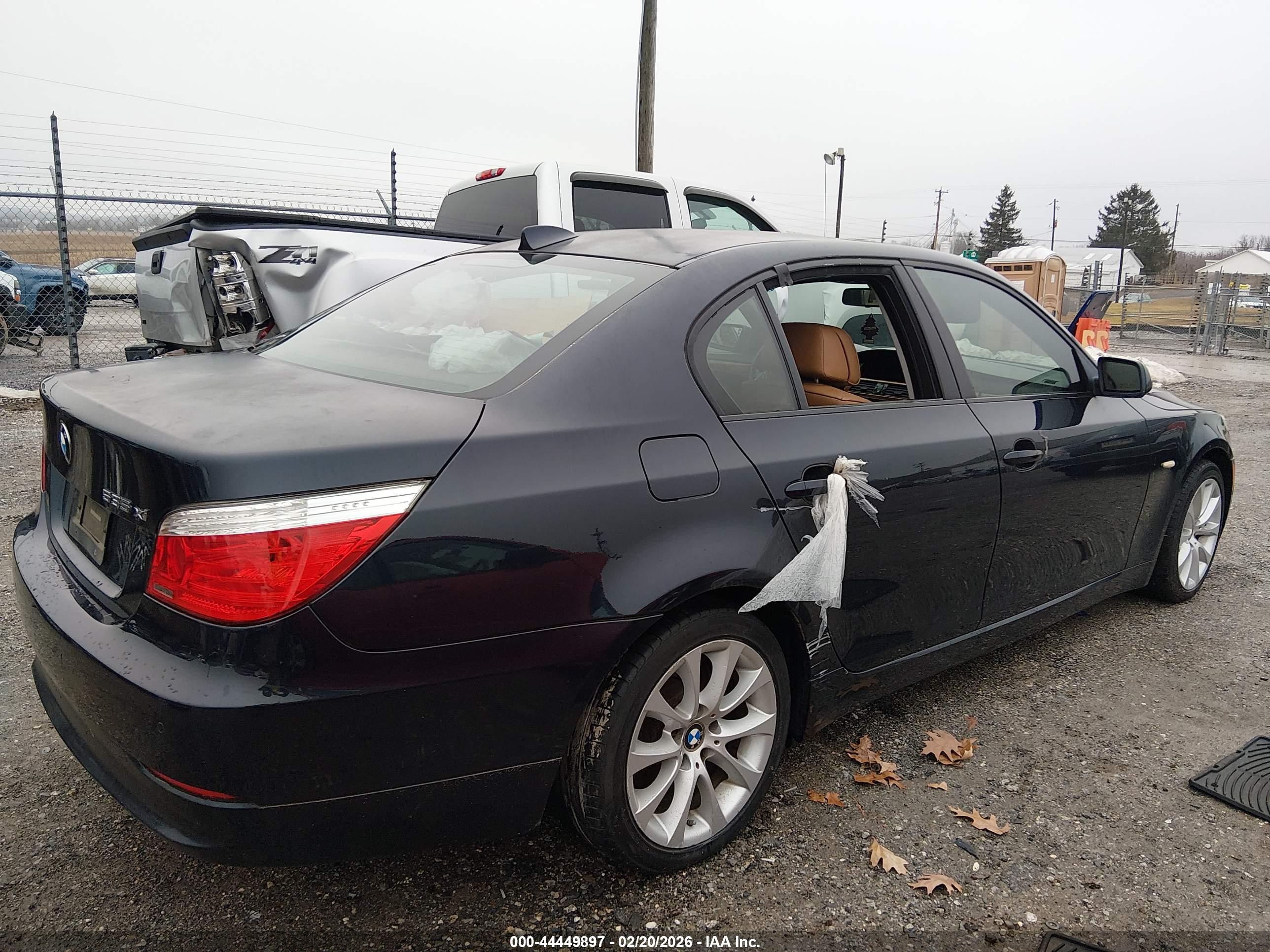 BMW 535XI image 6