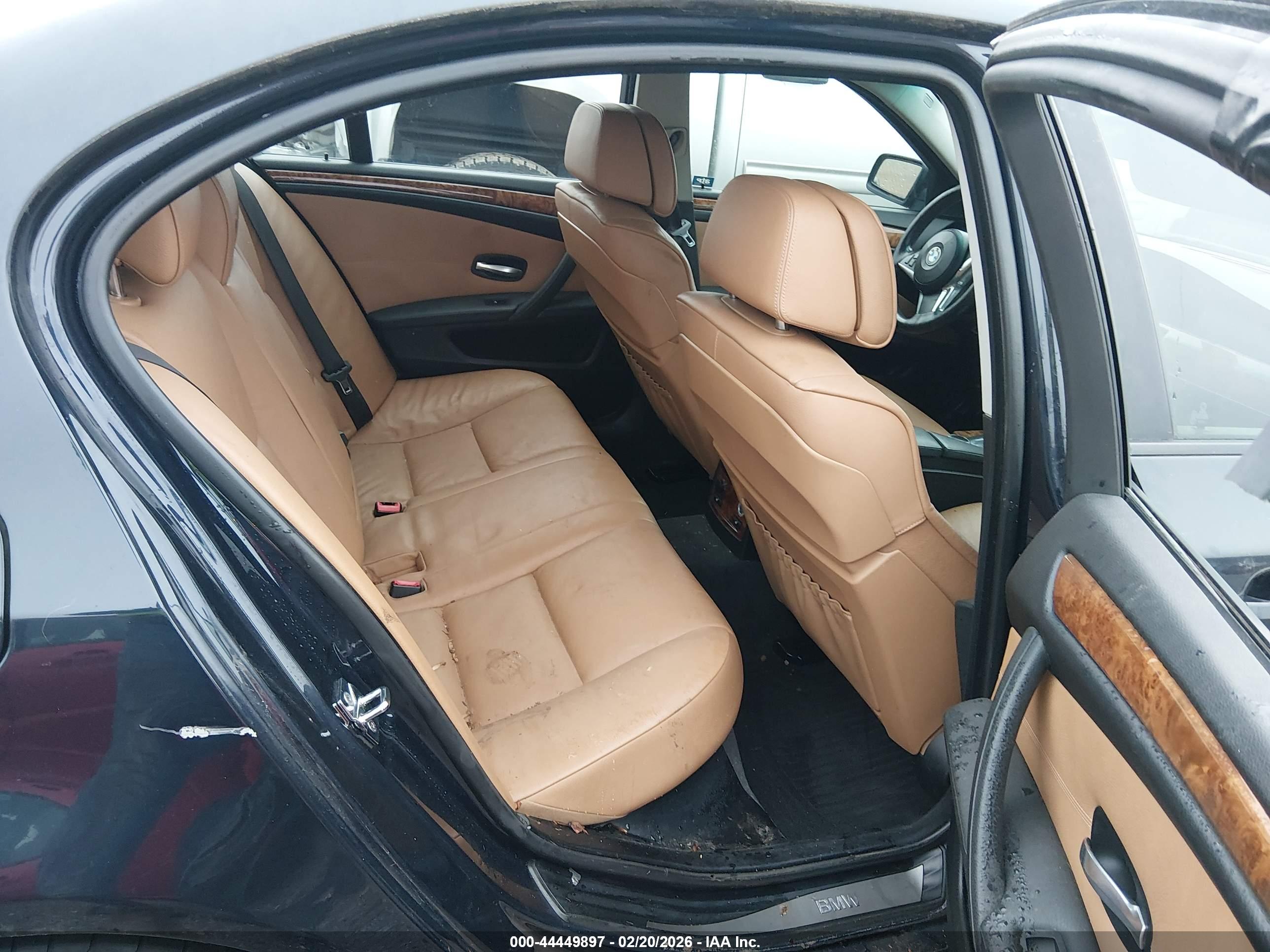 BMW 535XI image 8