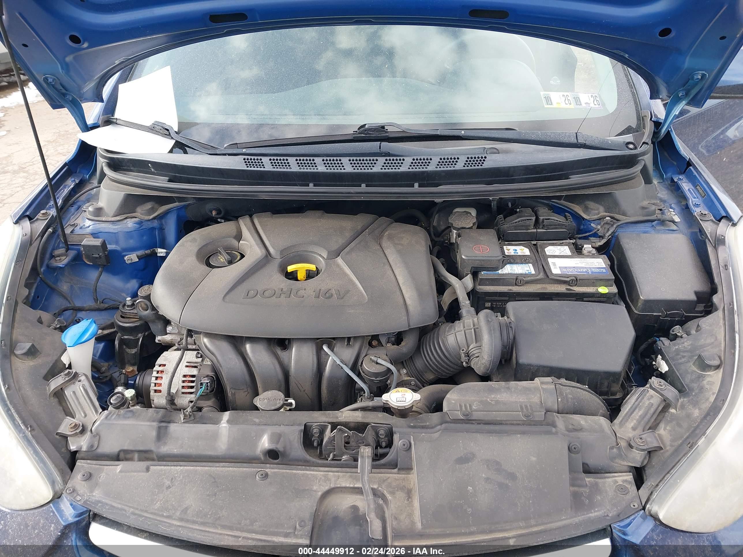 HYUNDAI ELANTRA image 10