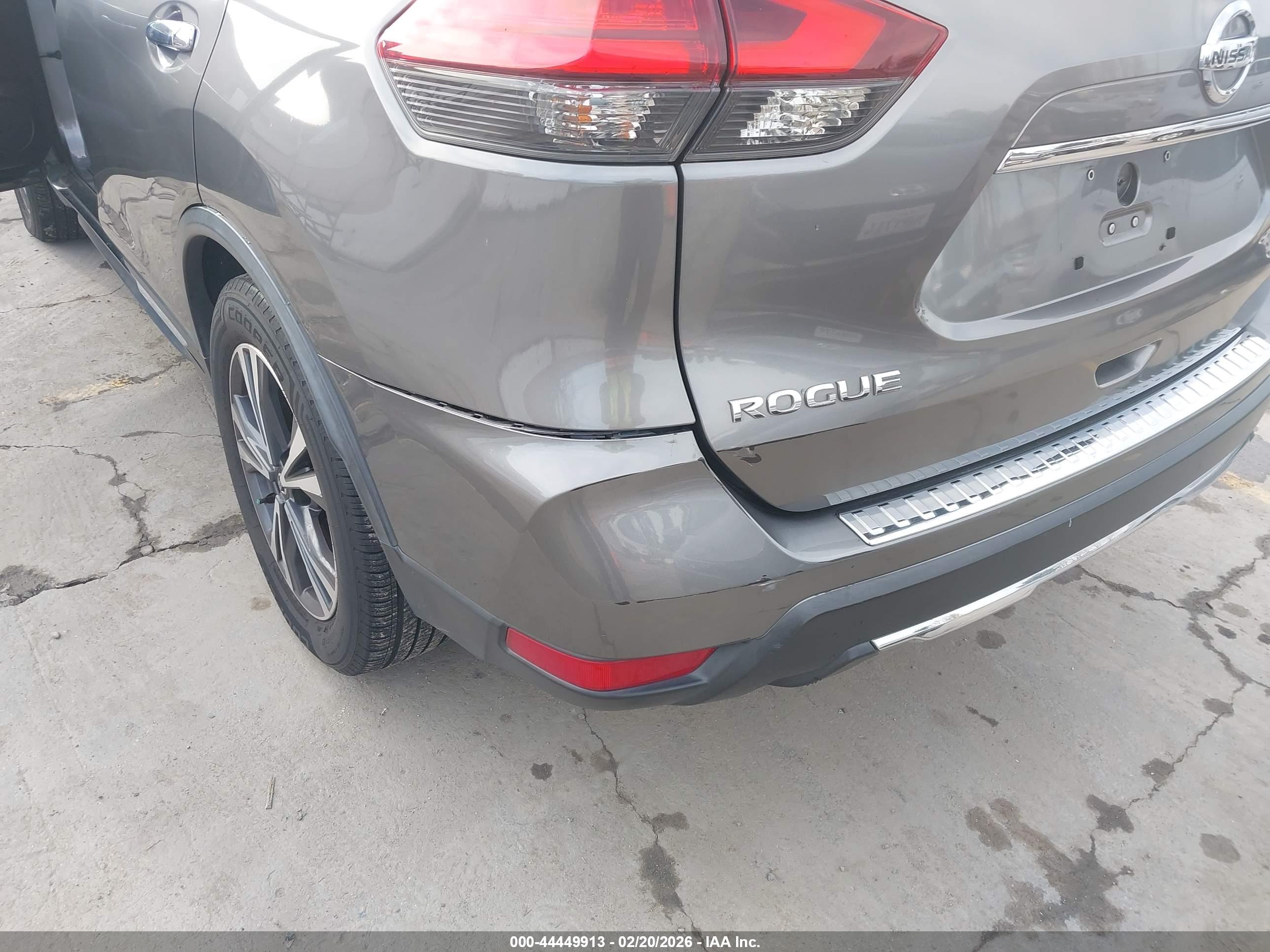 NISSAN ROGUE image 6