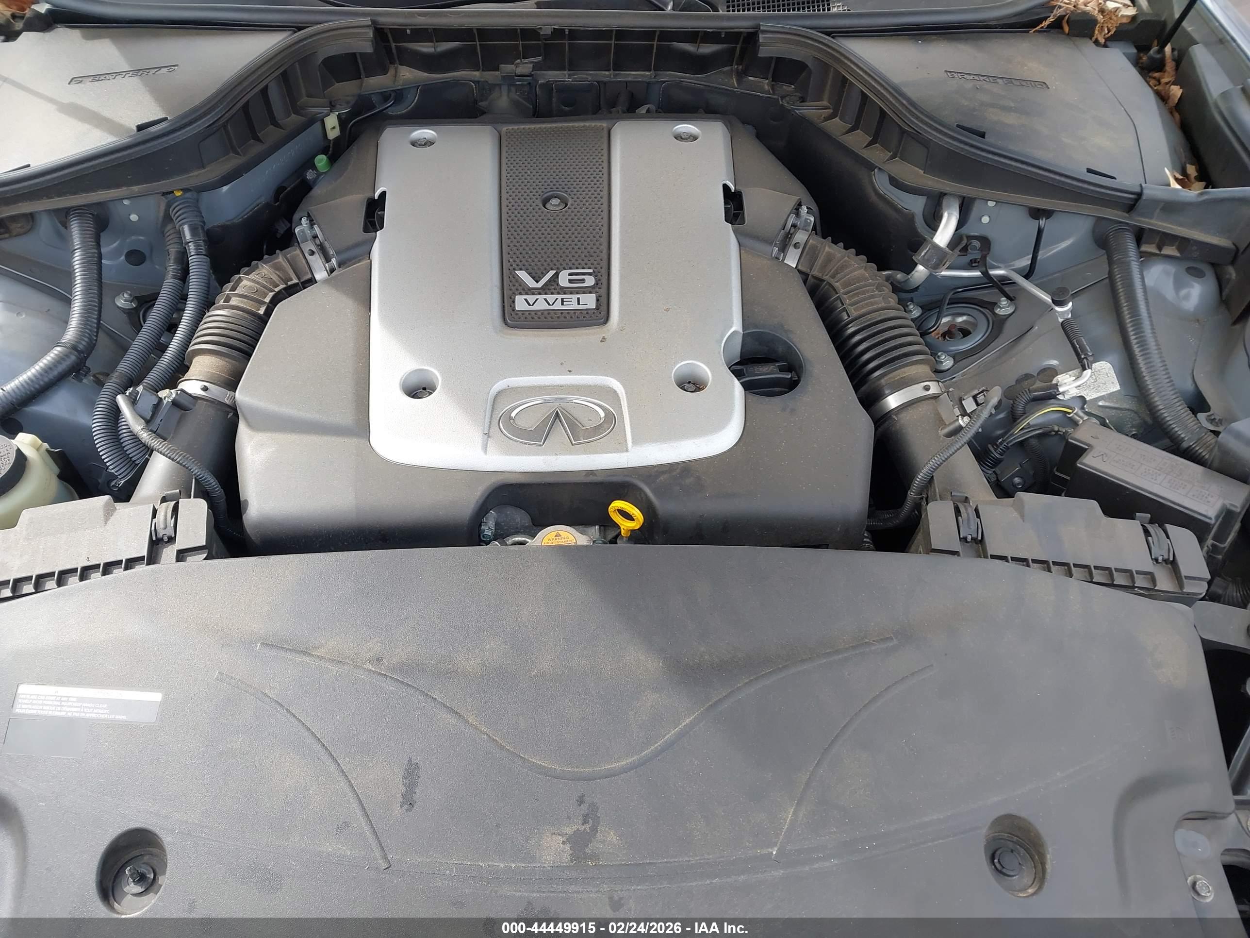 INFINITI Q70 image 10