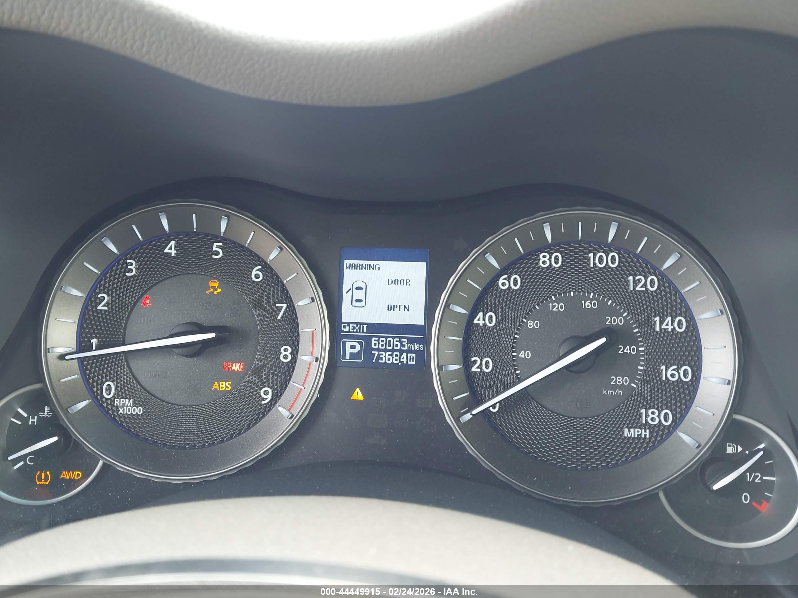 INFINITI Q70 image 7