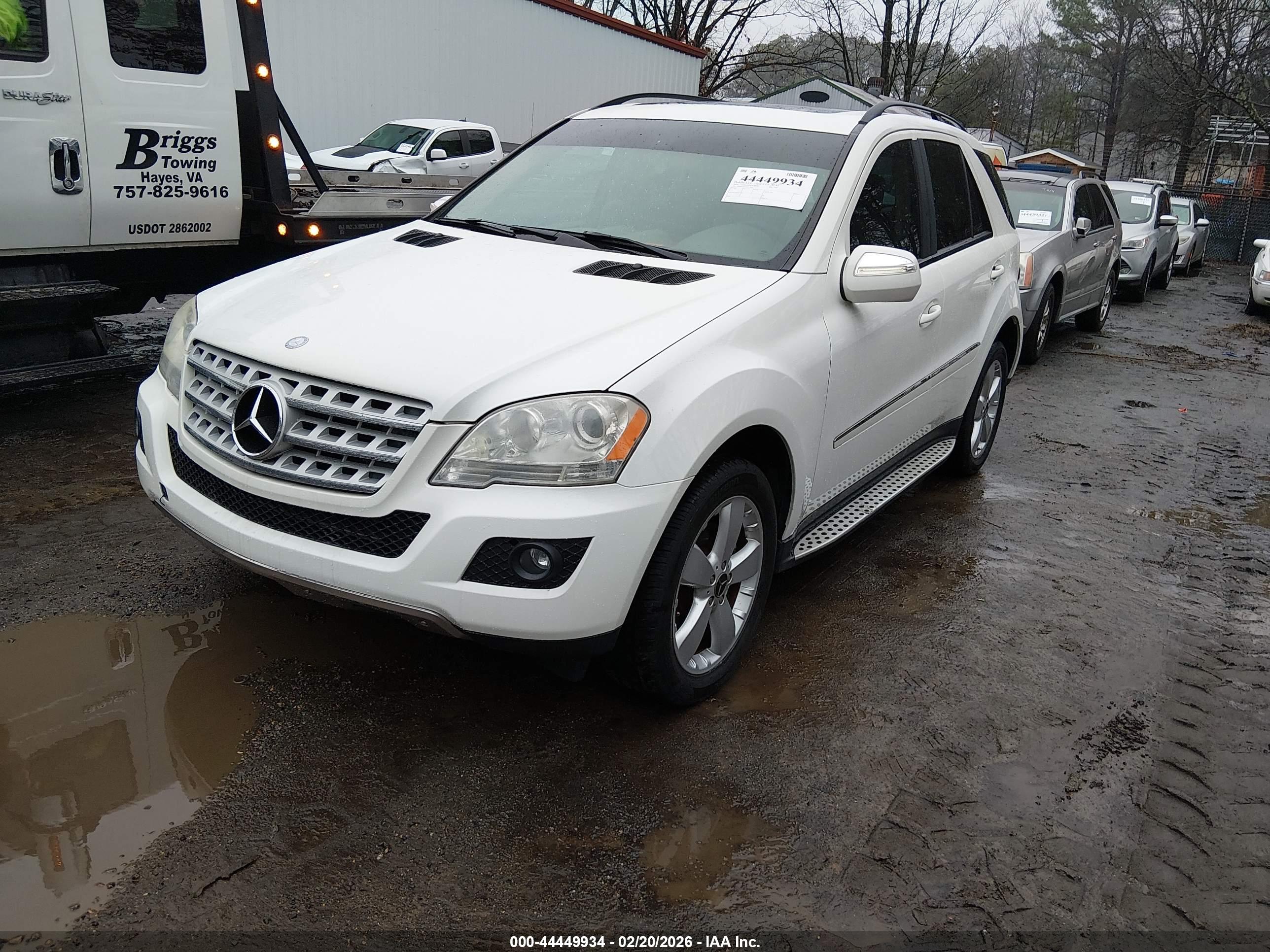 MERCEDES-BENZ ML image 2