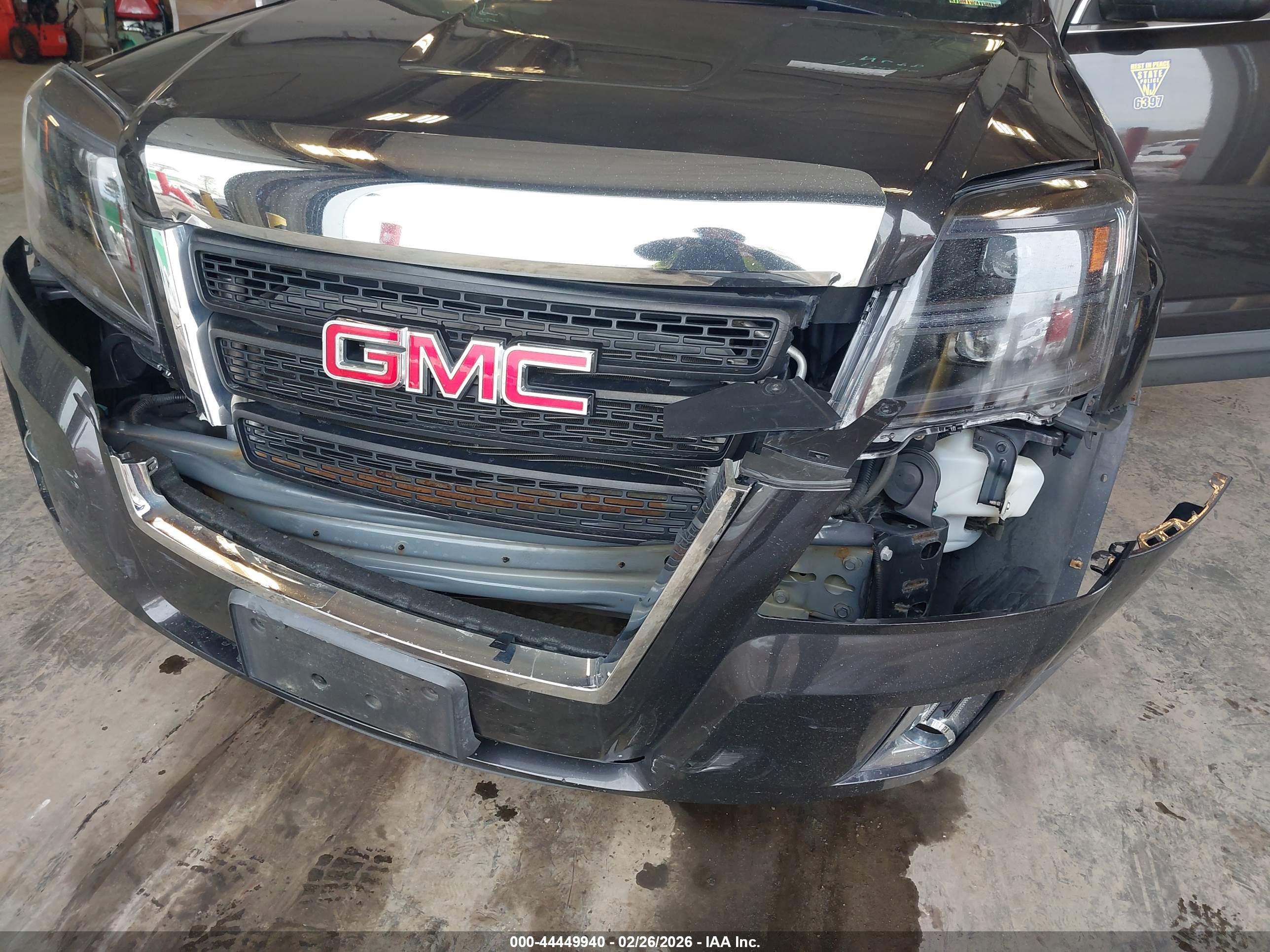 GMC TERRAIN image 6