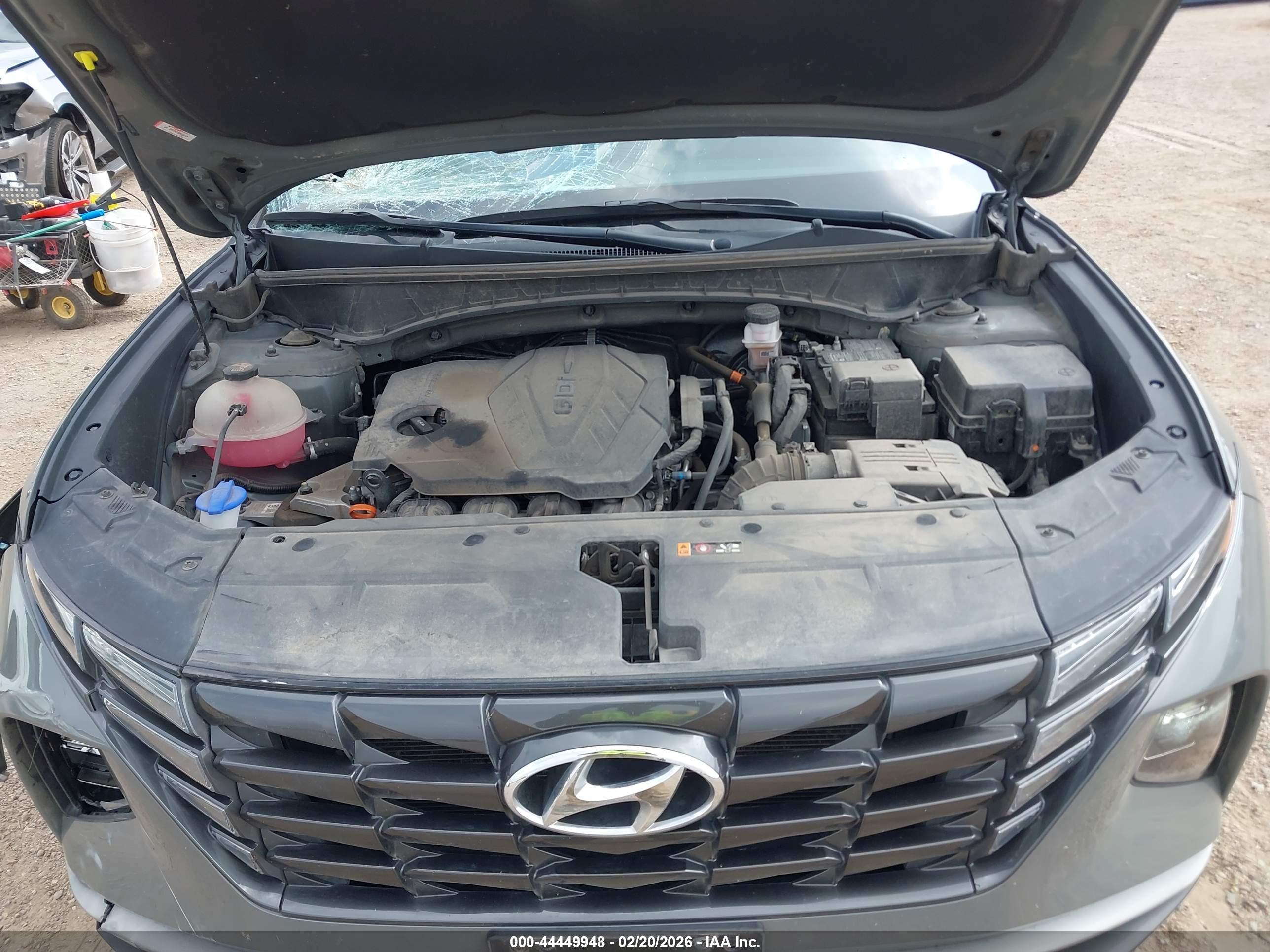 HYUNDAI TUCSON image 10