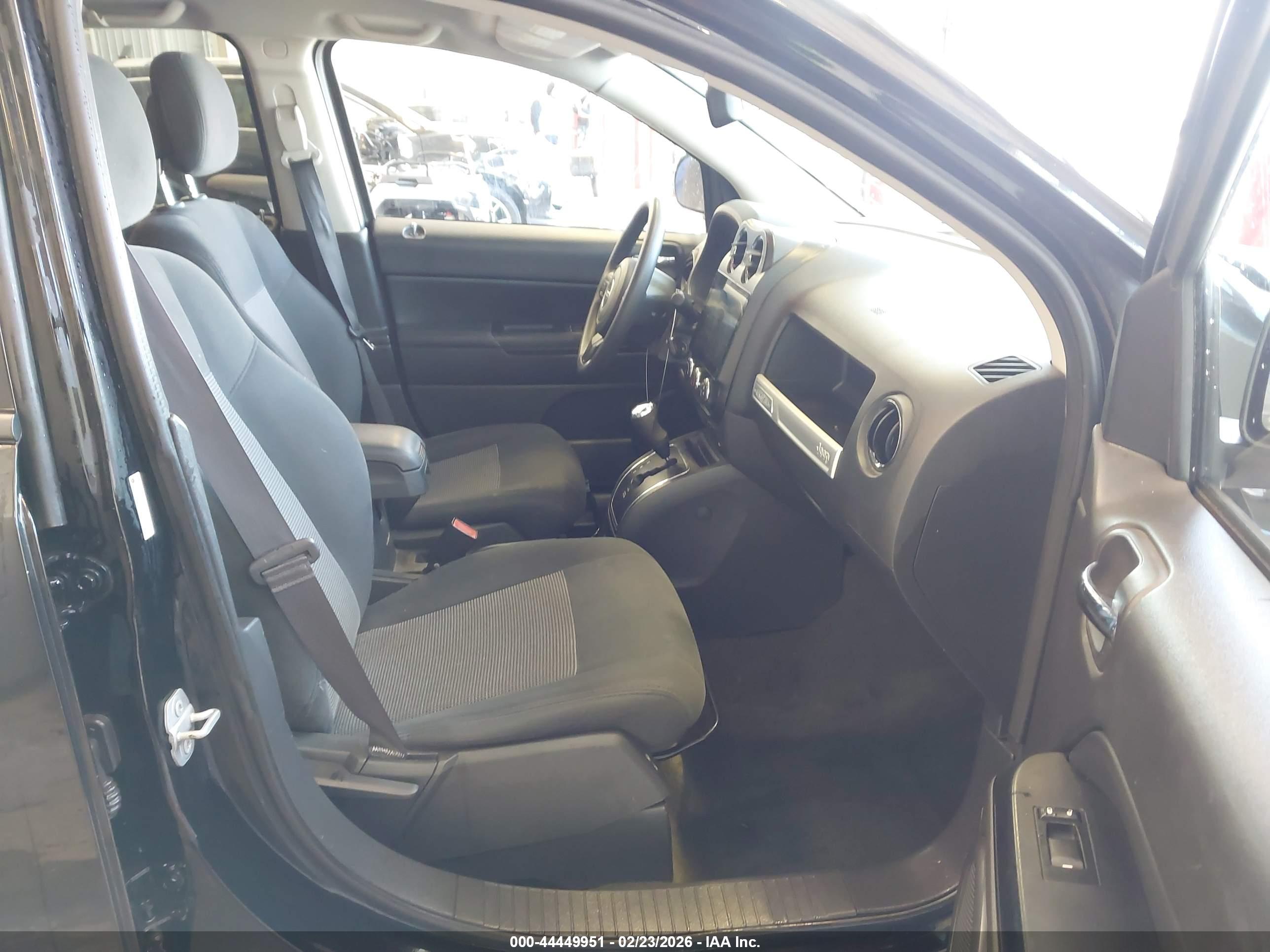 JEEP COMPASS image 5