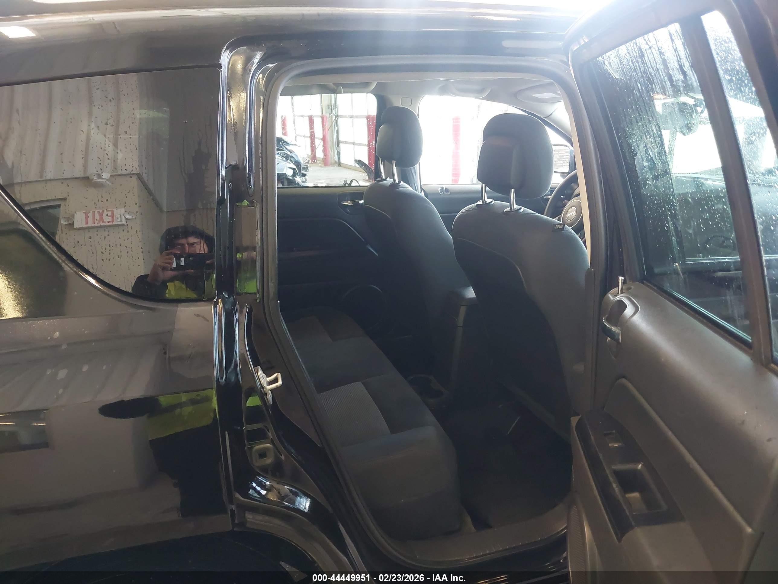 JEEP COMPASS image 8