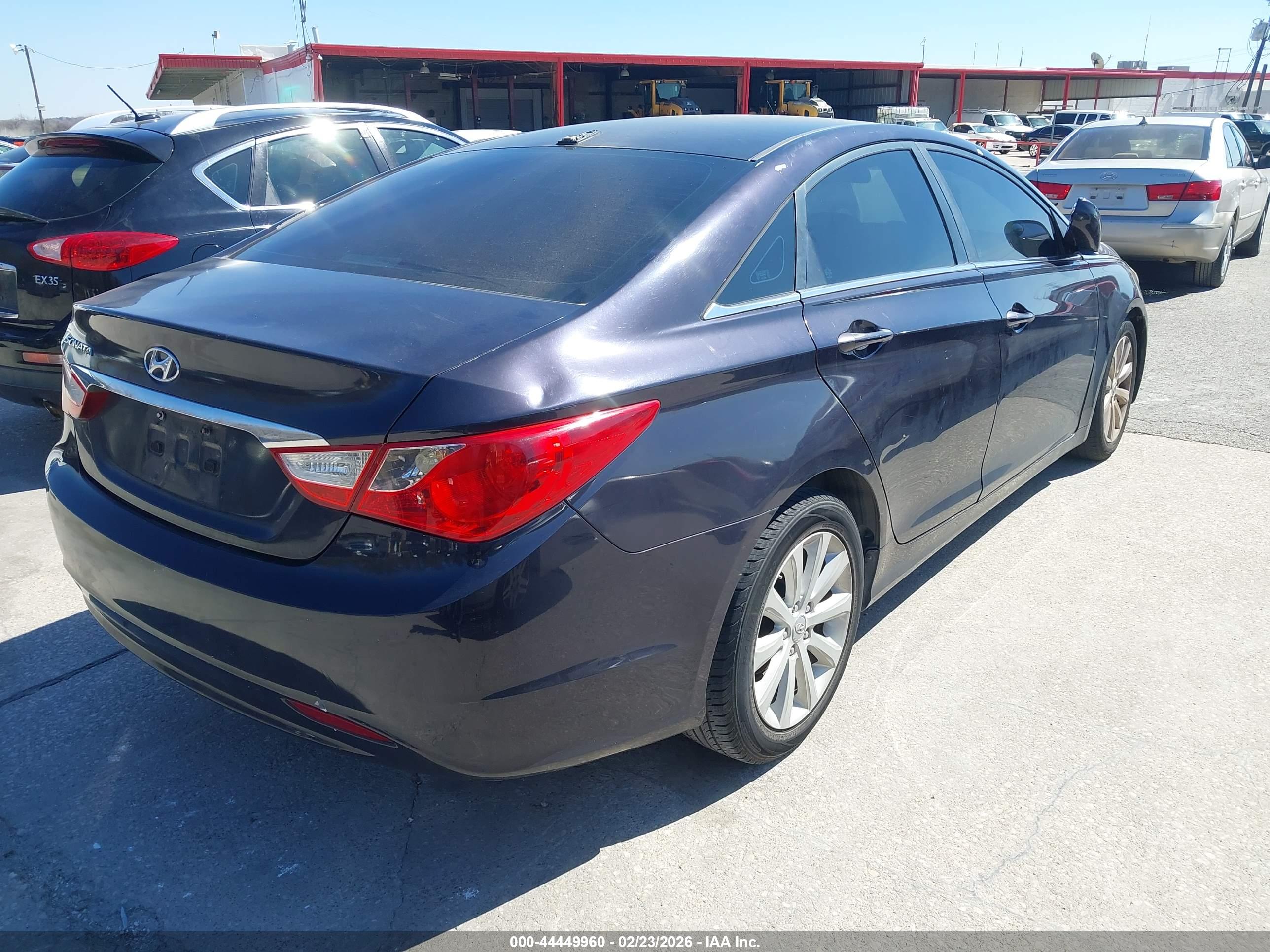 HYUNDAI SONATA image 4