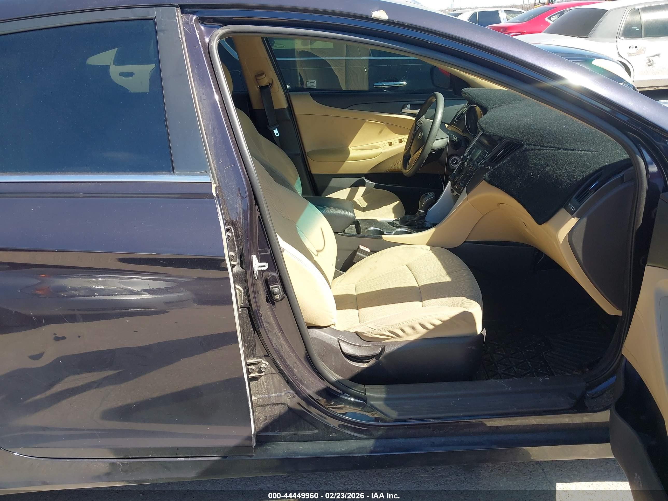 HYUNDAI SONATA image 5