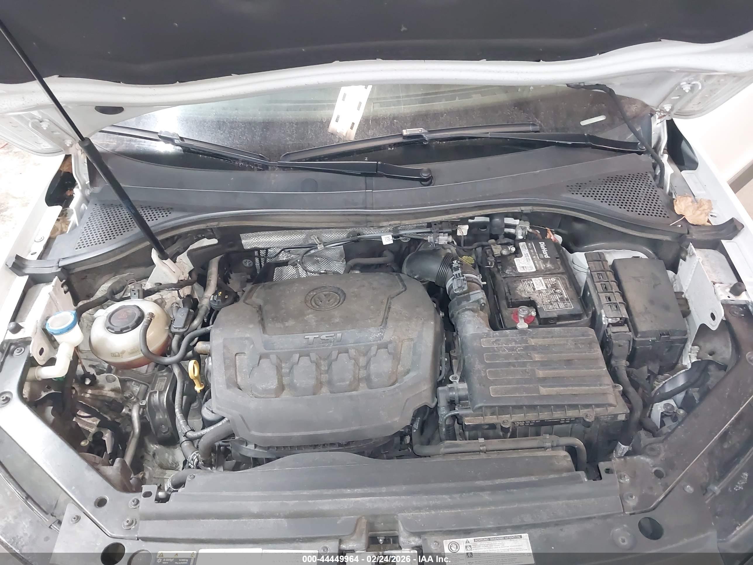 VOLKSWAGEN TIGUAN image 10