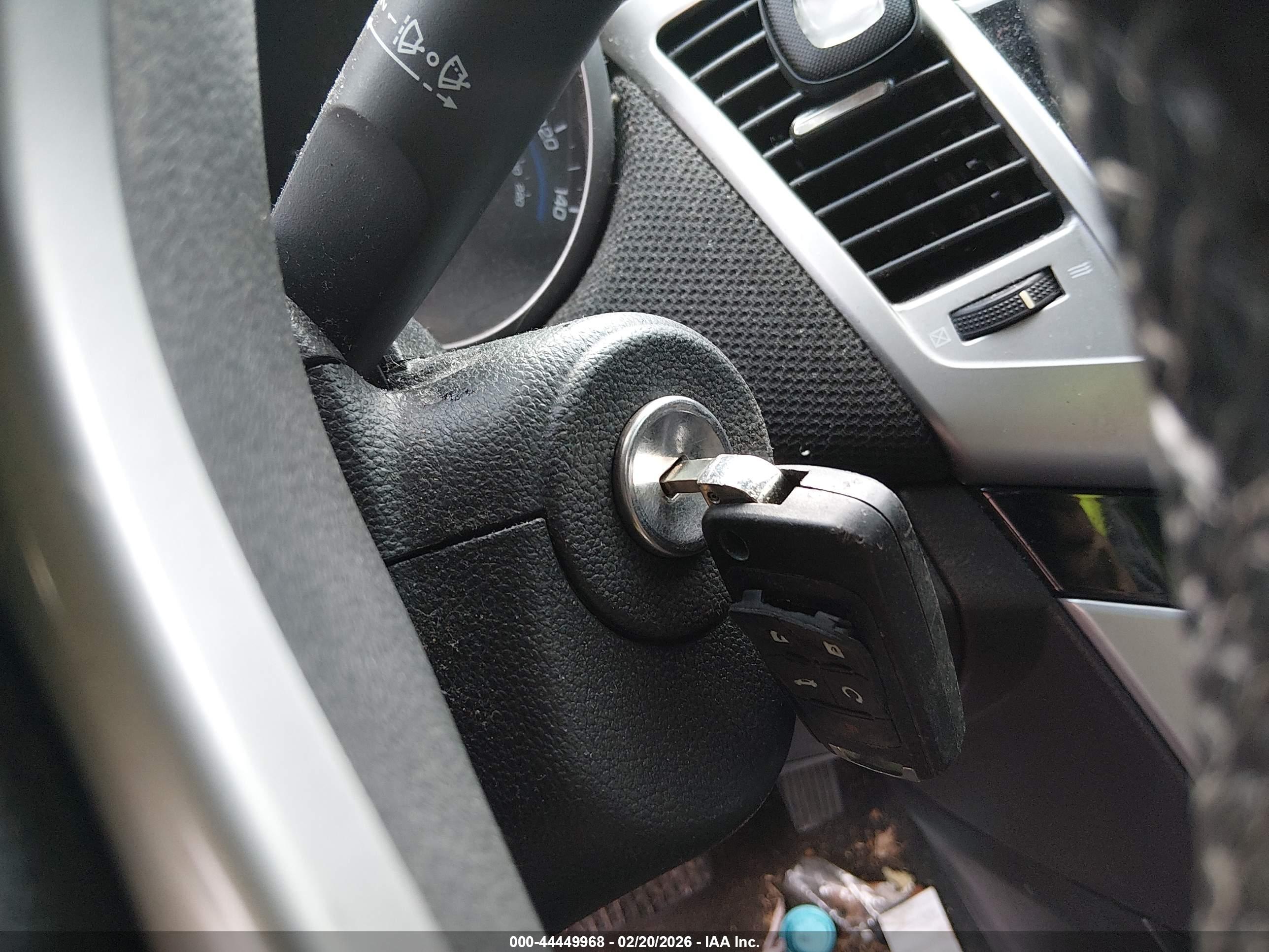 CHEVROLET CRUZE image 11
