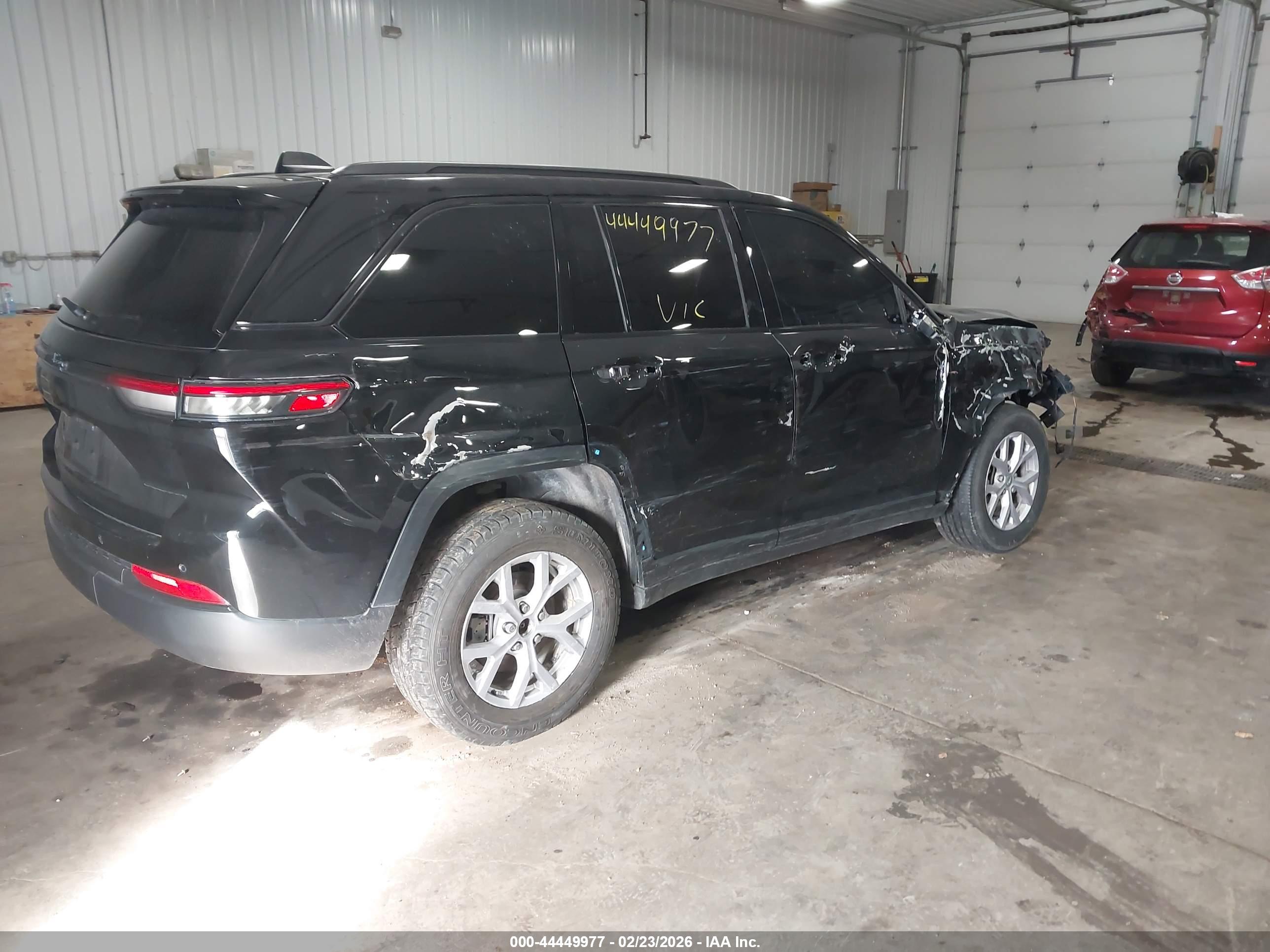 JEEP GRAND image 4