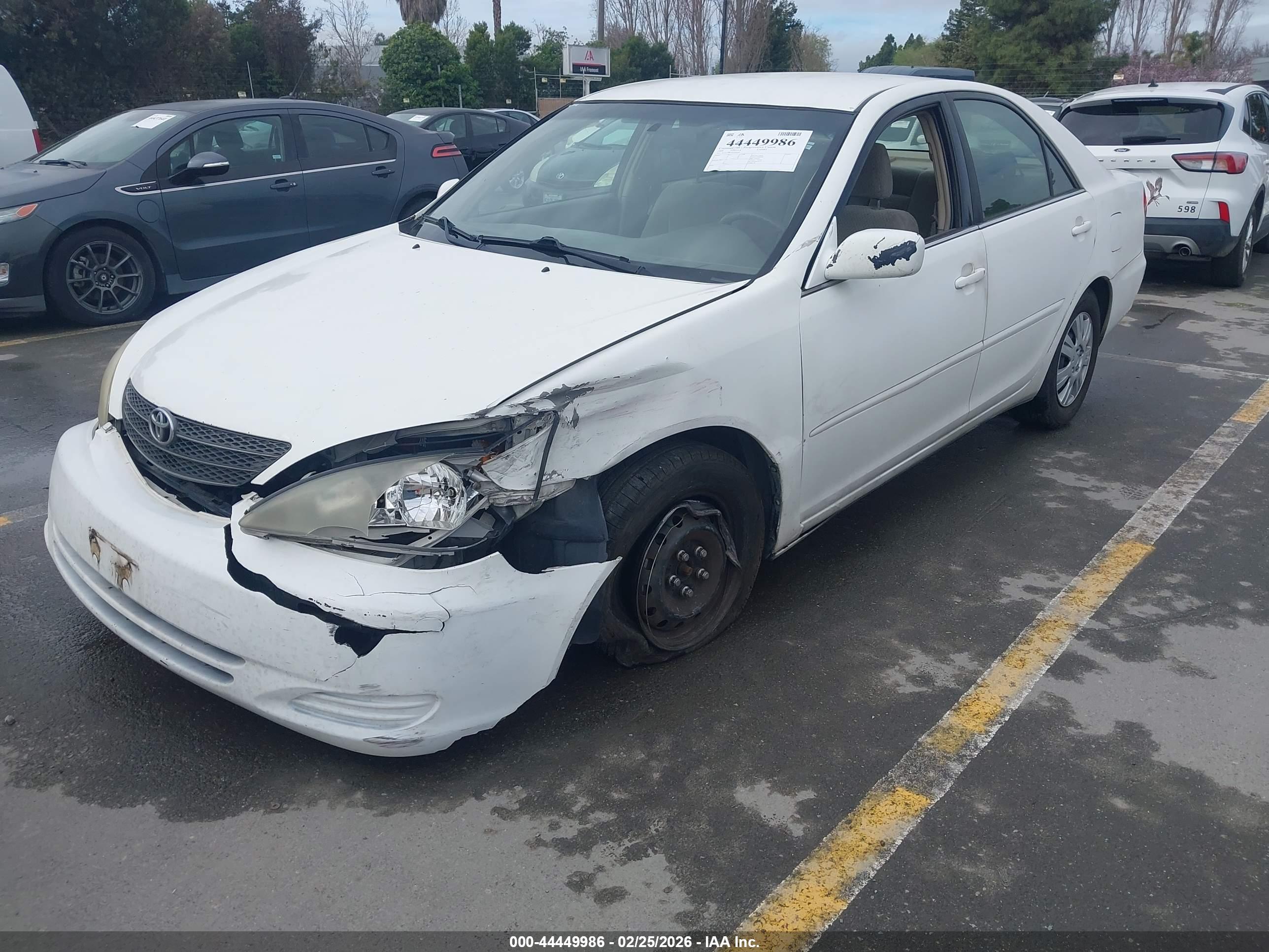 TOYOTA CAMRY image 2