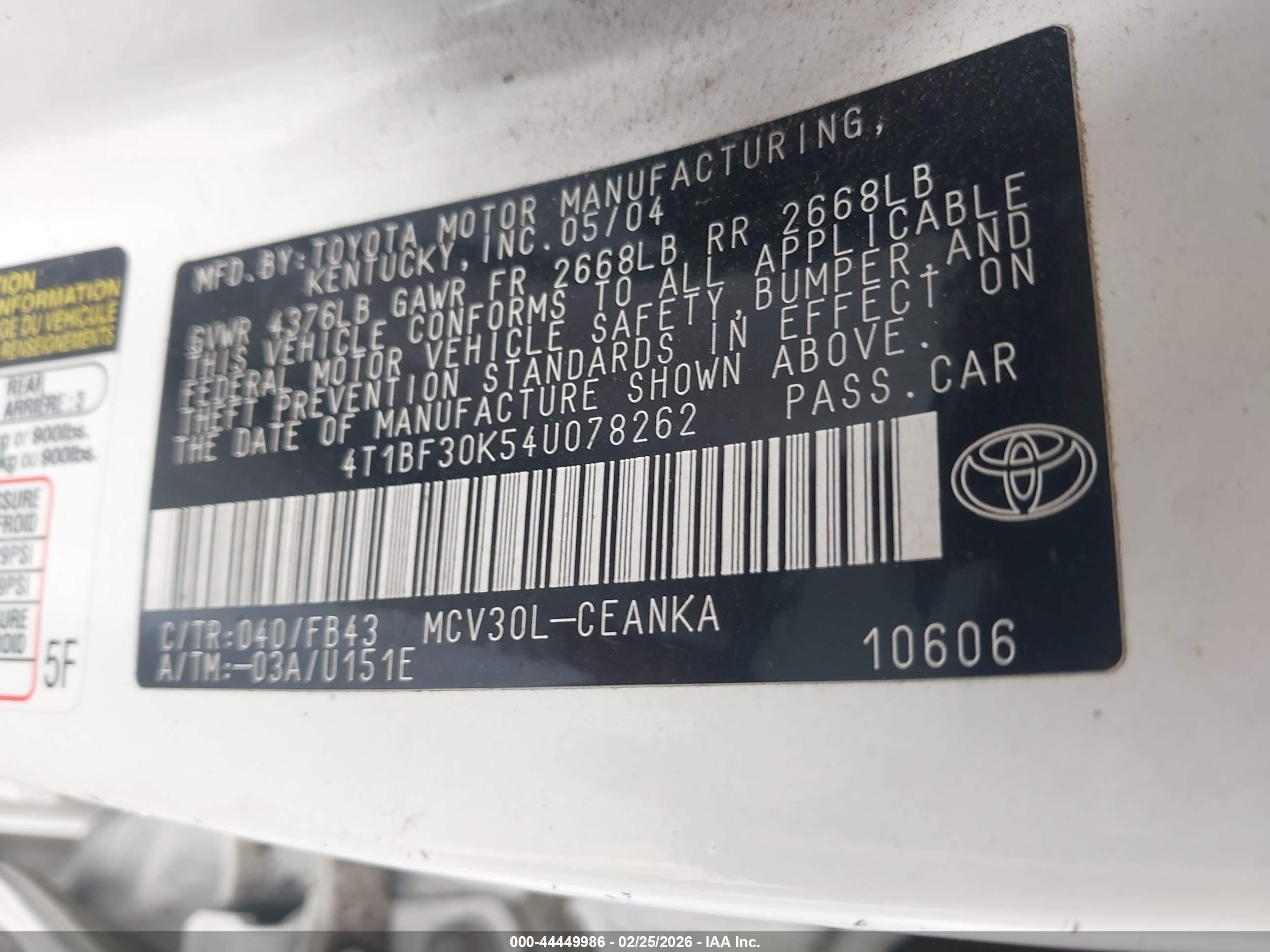 TOYOTA CAMRY image 9