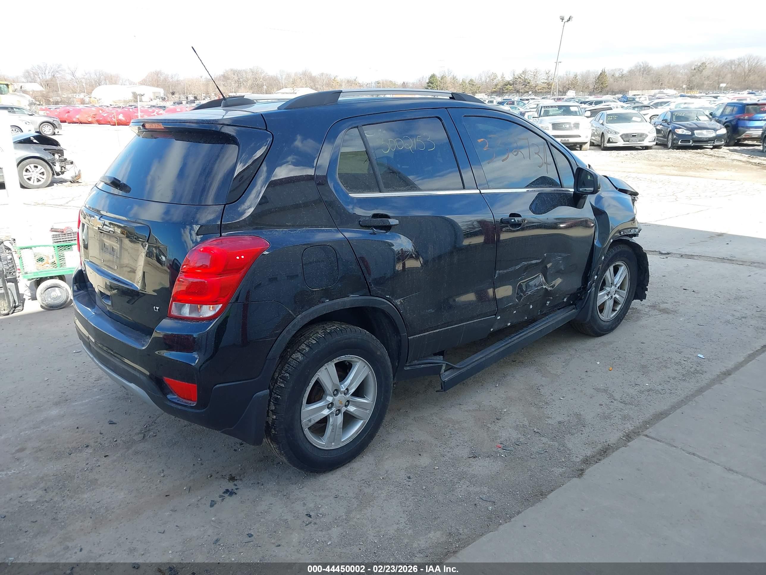 CHEVROLET TRAX image 4