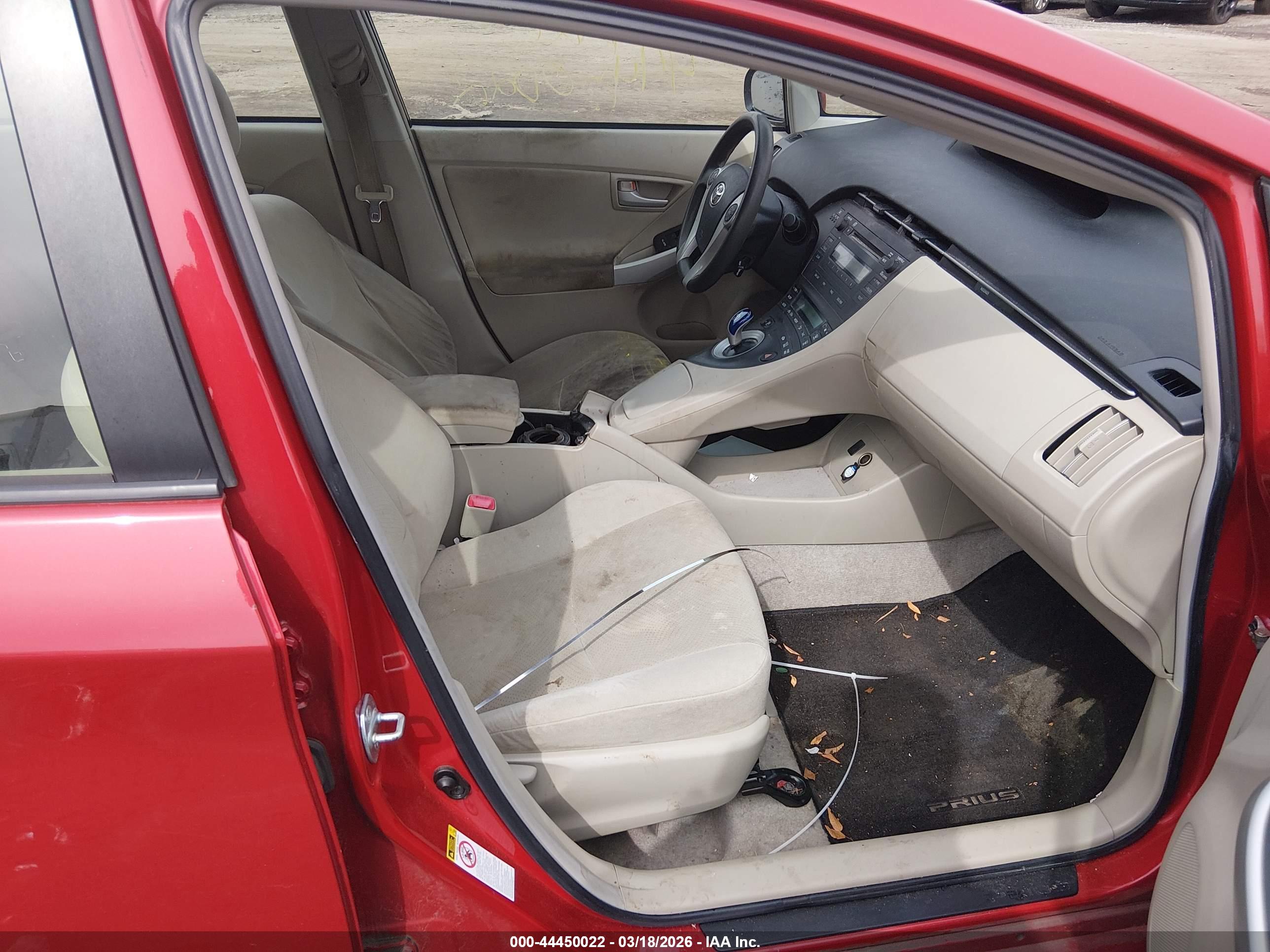 TOYOTA PRIUS image 5