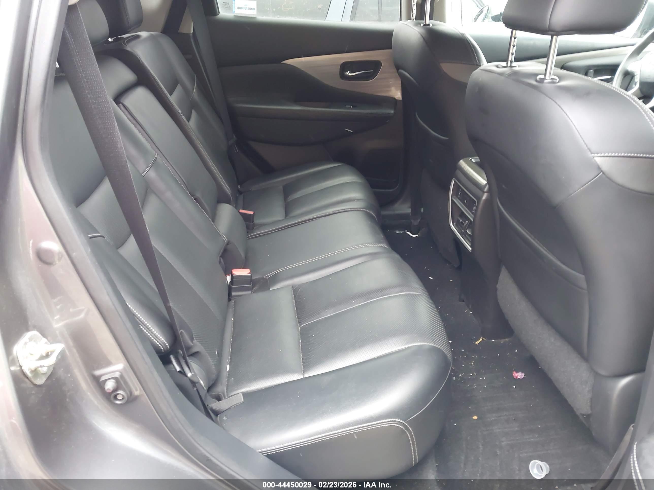 NISSAN MURANO image 8