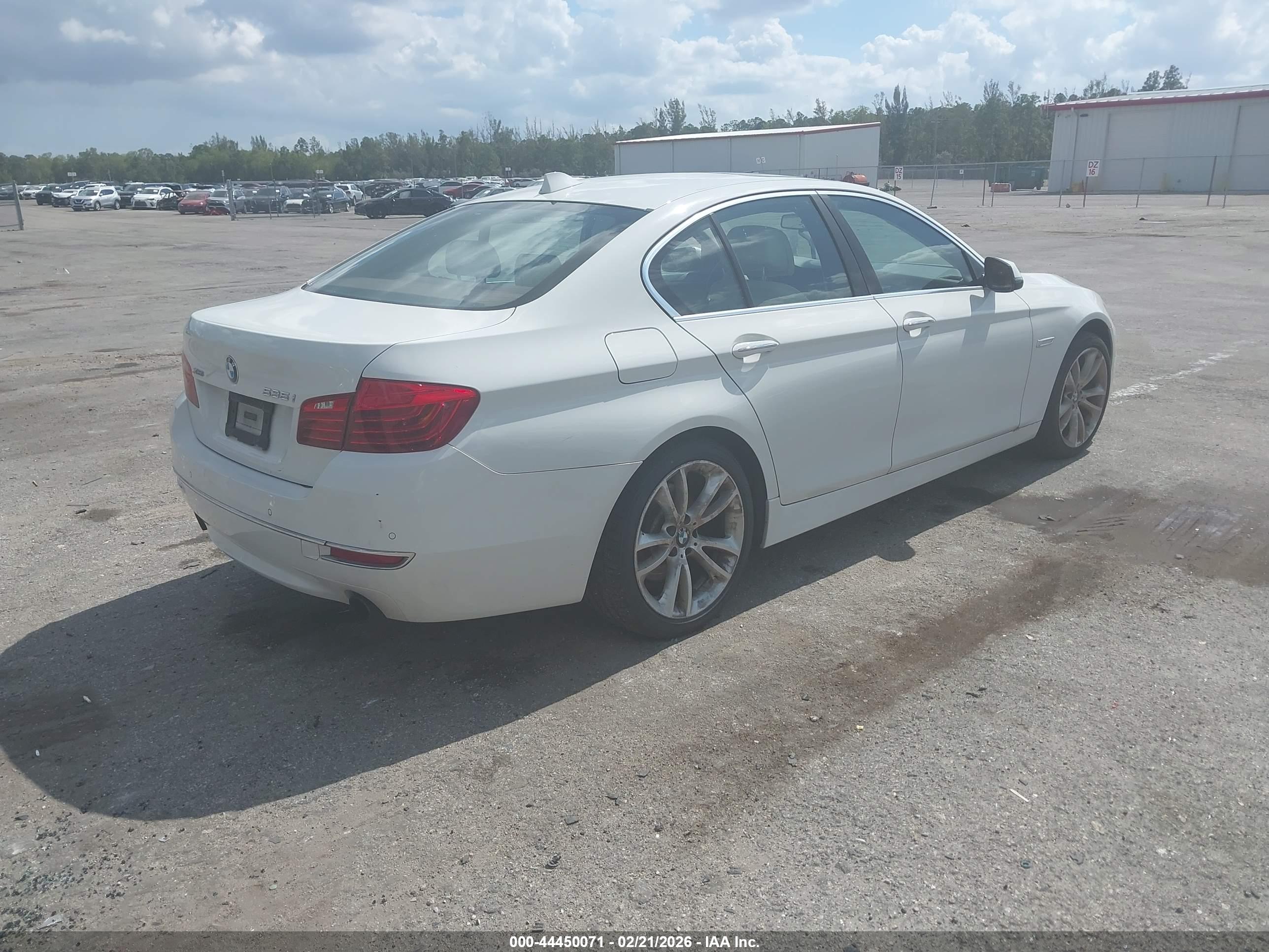 BMW 535I image 4