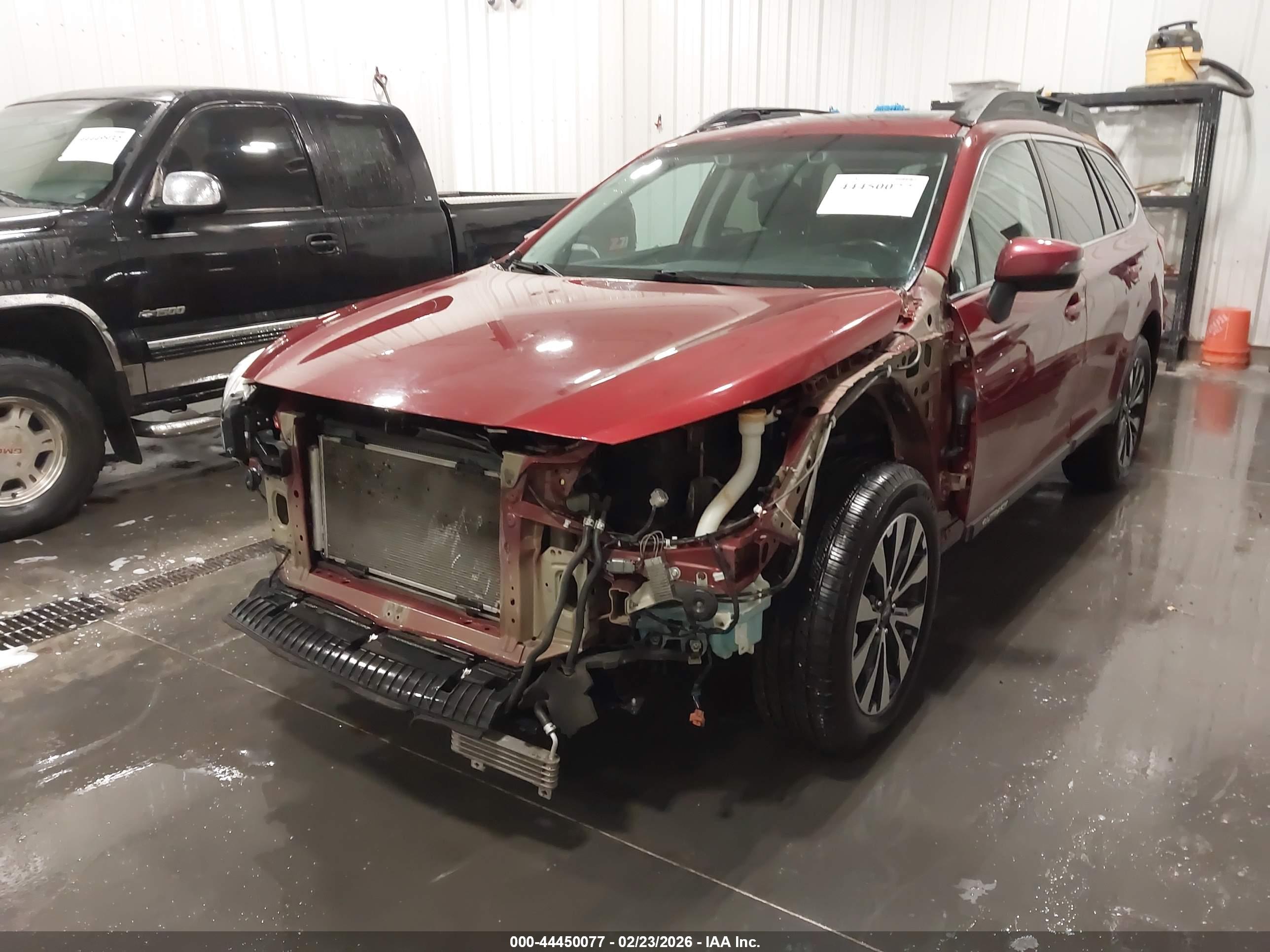 SUBARU OUTBACK image 6