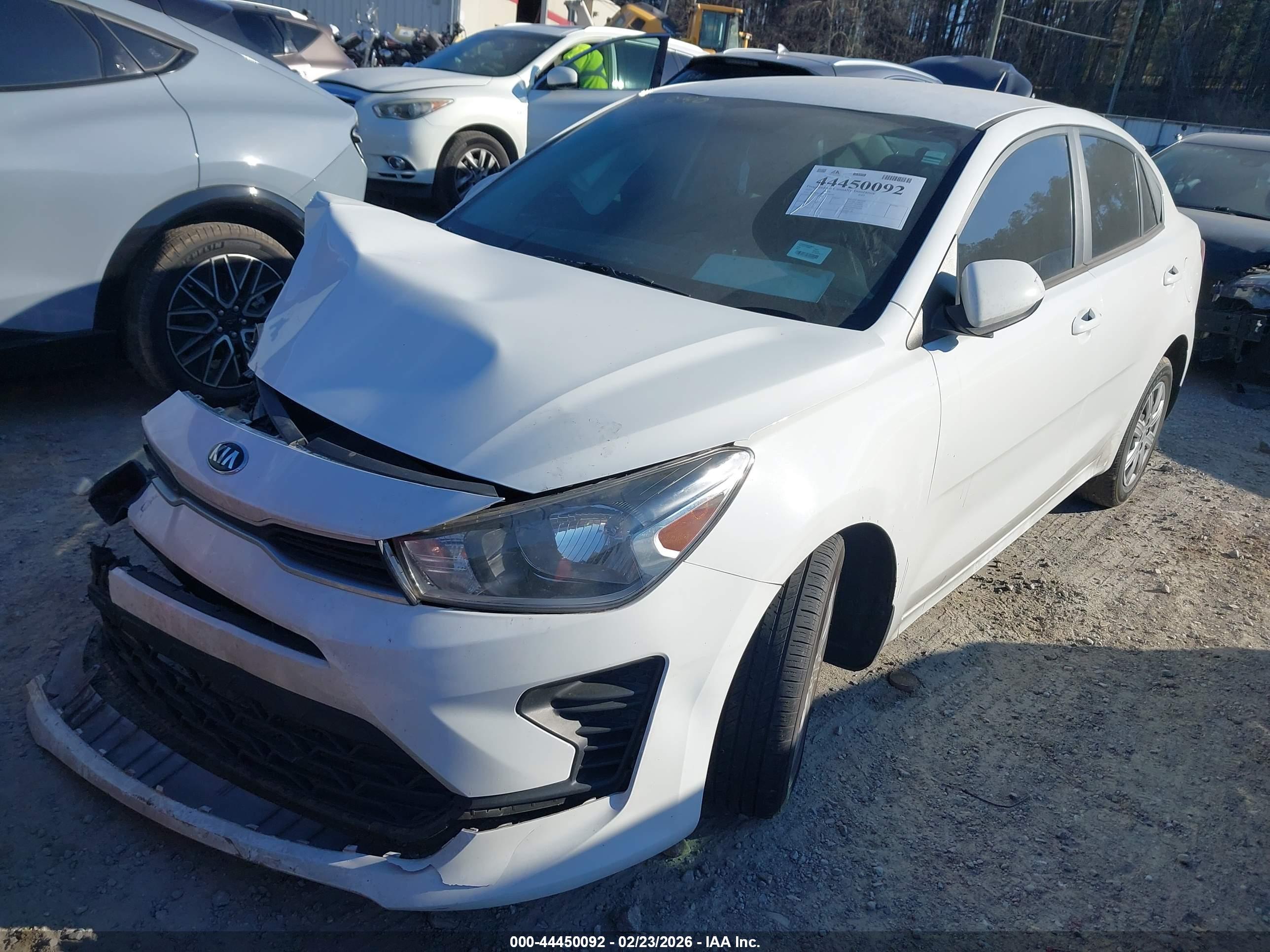 KIA RIO image 2
