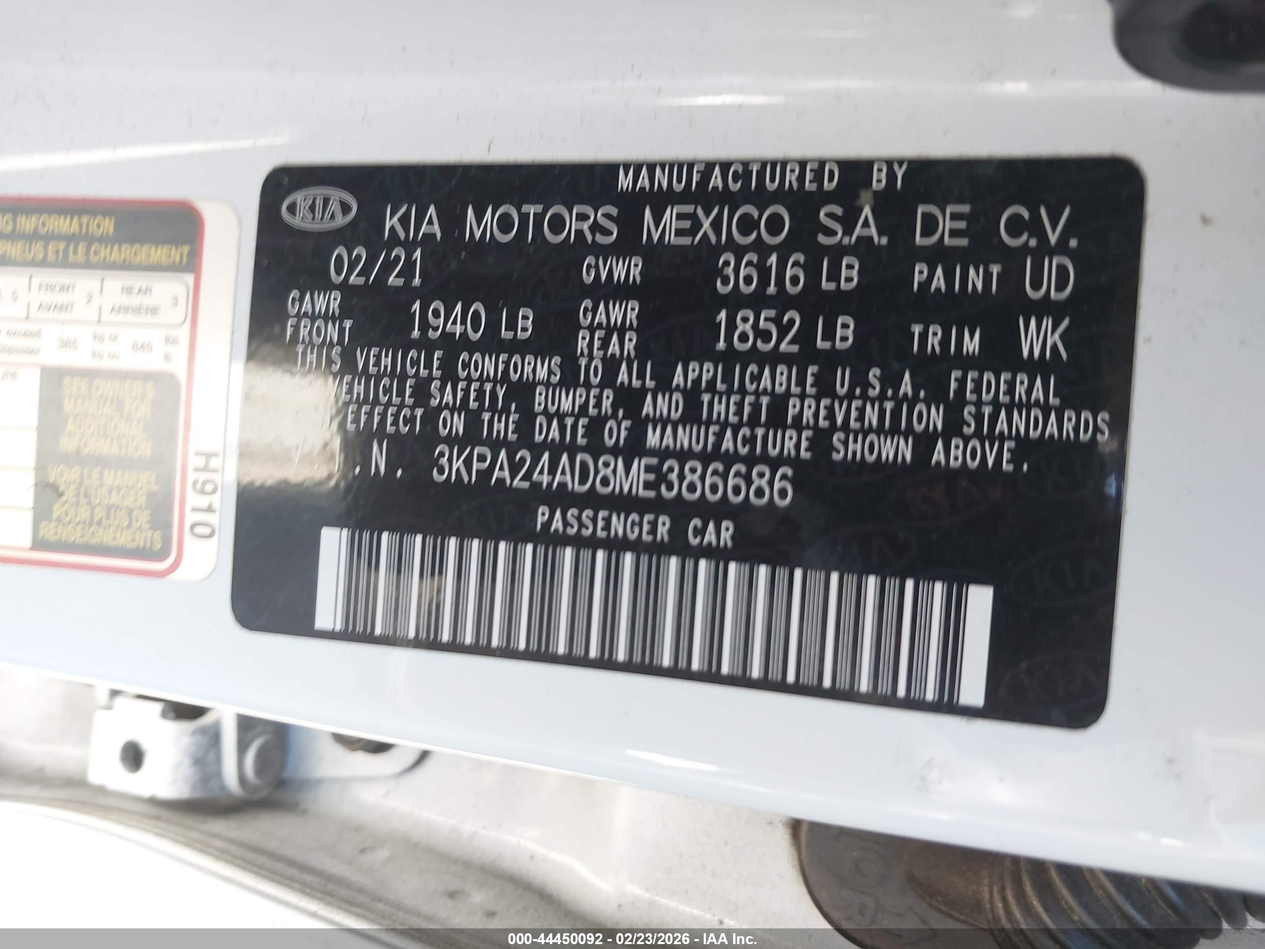KIA RIO image 9