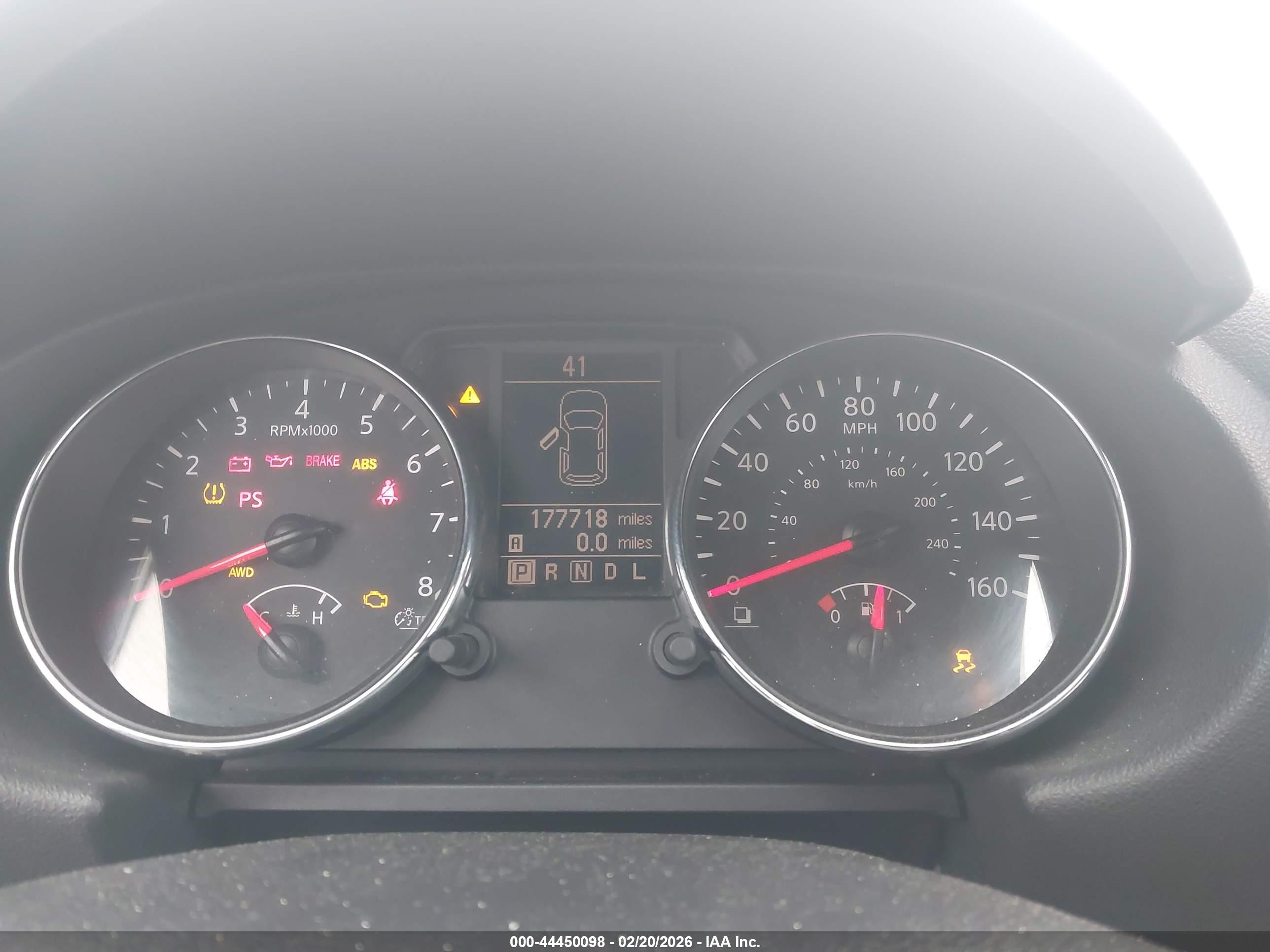 NISSAN ROGUE image 7