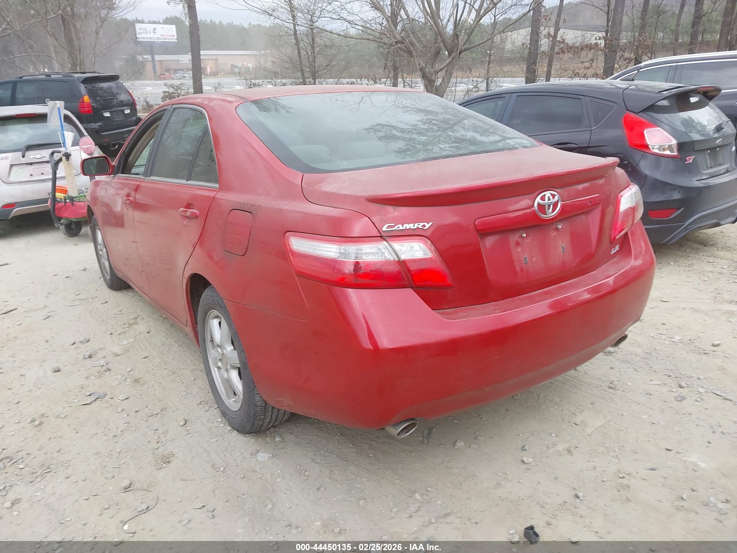 TOYOTA CAMRY image 3