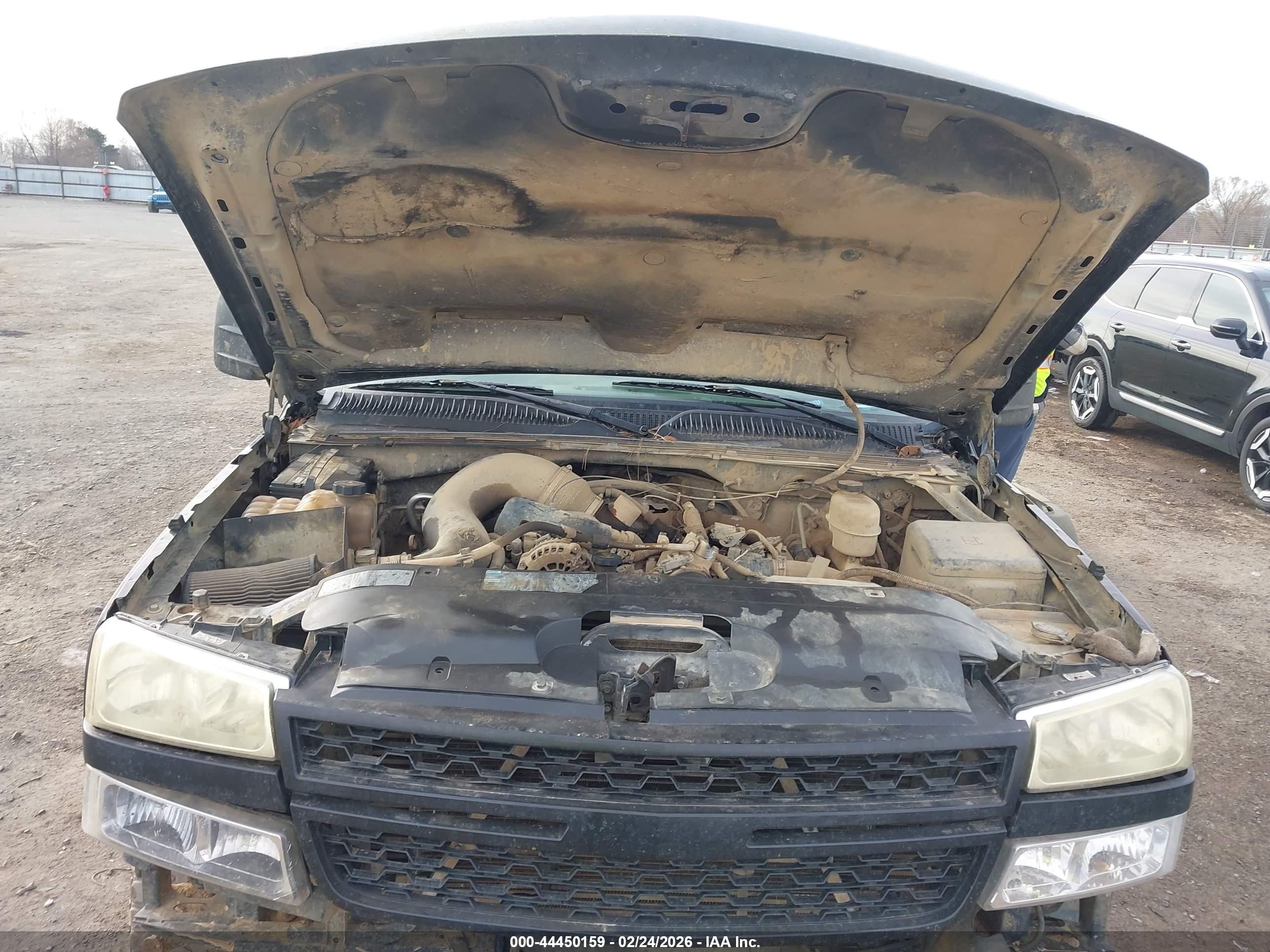 CHEVROLET SILVERADO image 10