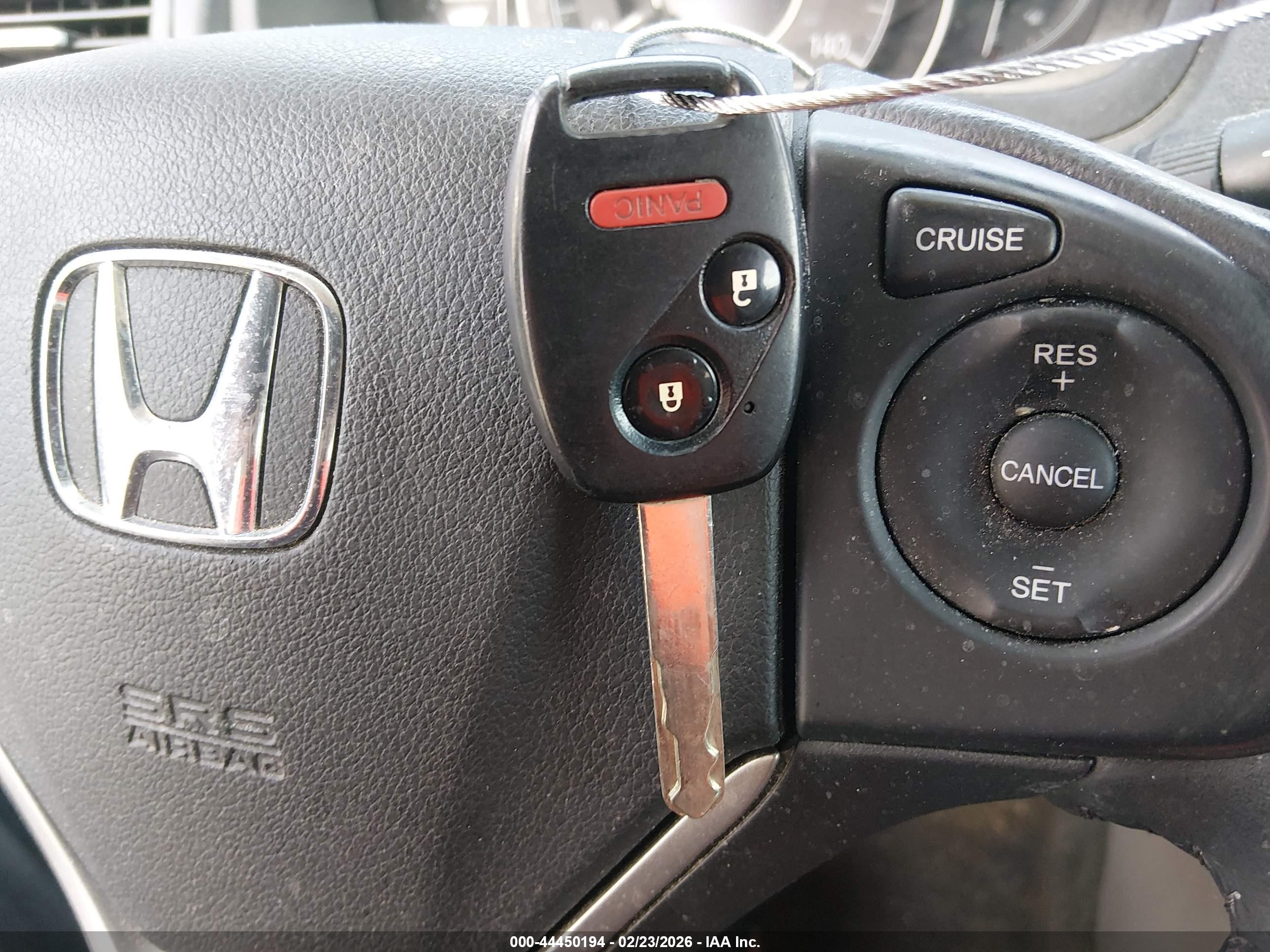 HONDA CR-V image 11