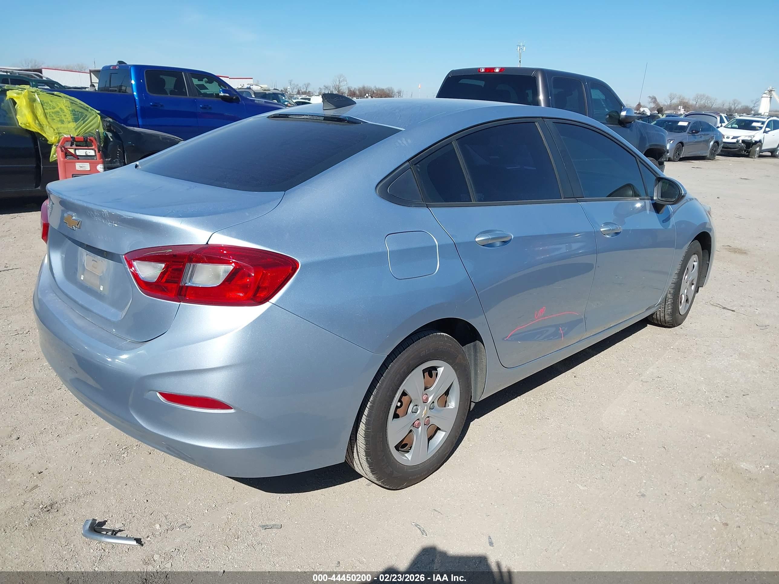 CHEVROLET CRUZE image 4