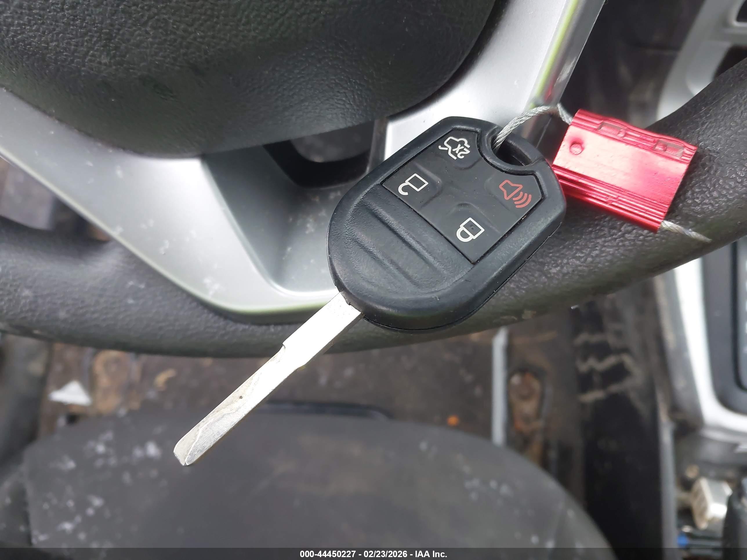 FORD FIESTA image 11