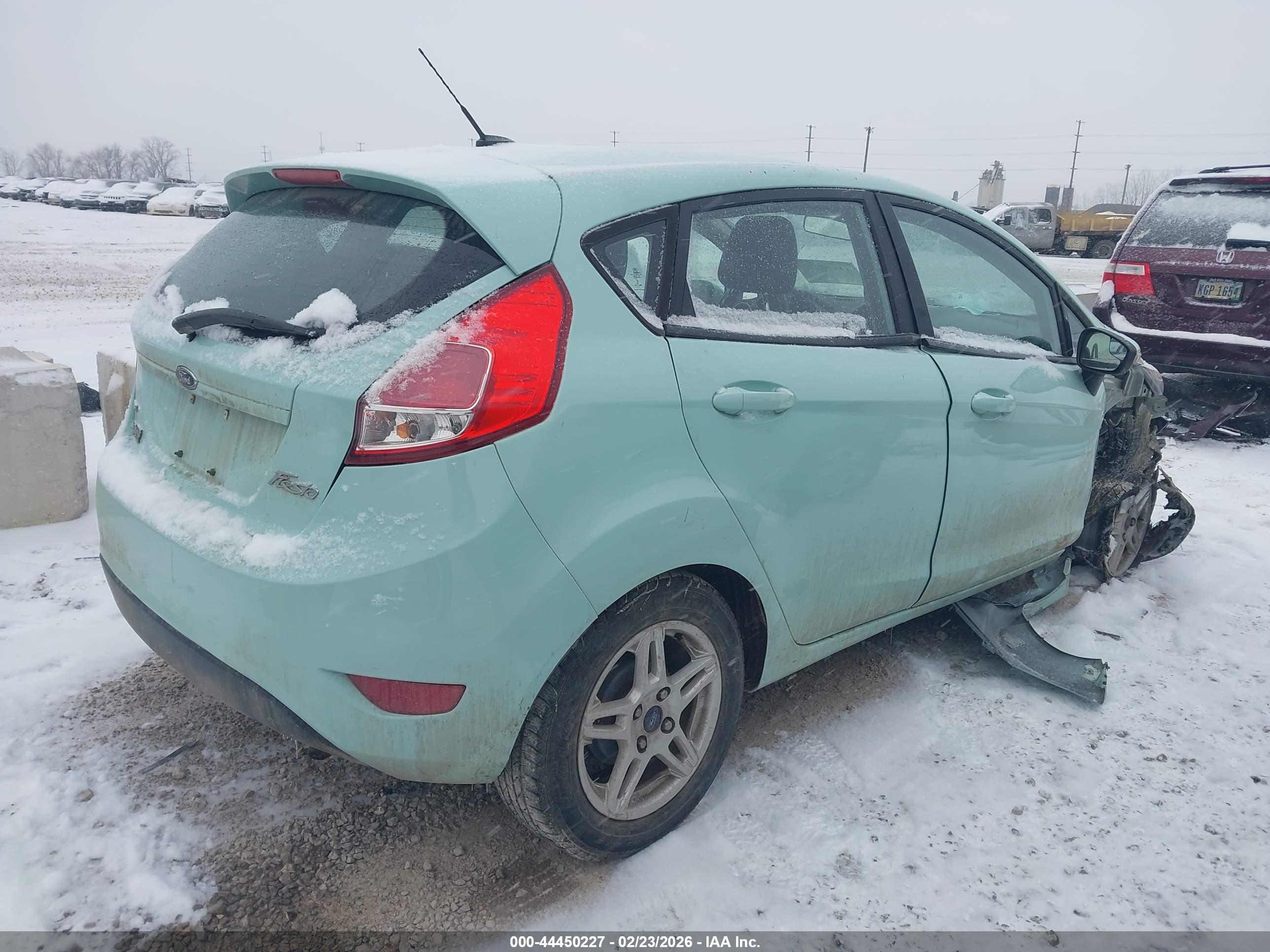 FORD FIESTA image 4