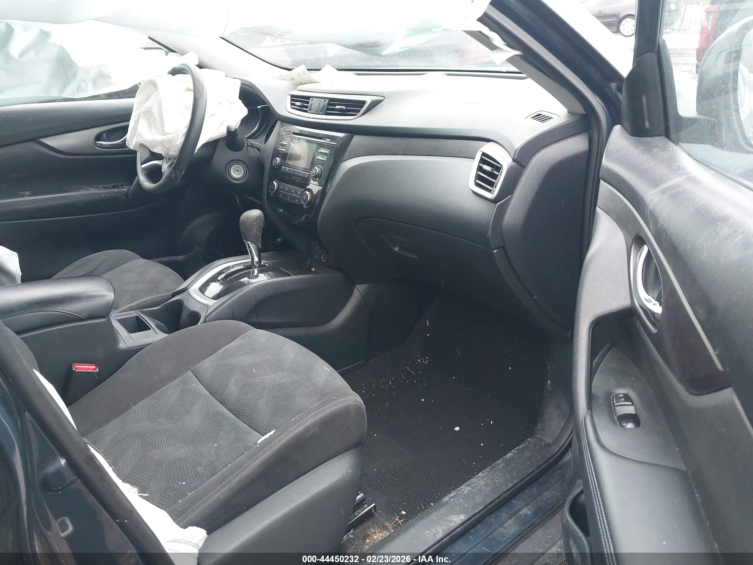NISSAN ROGUE image 5
