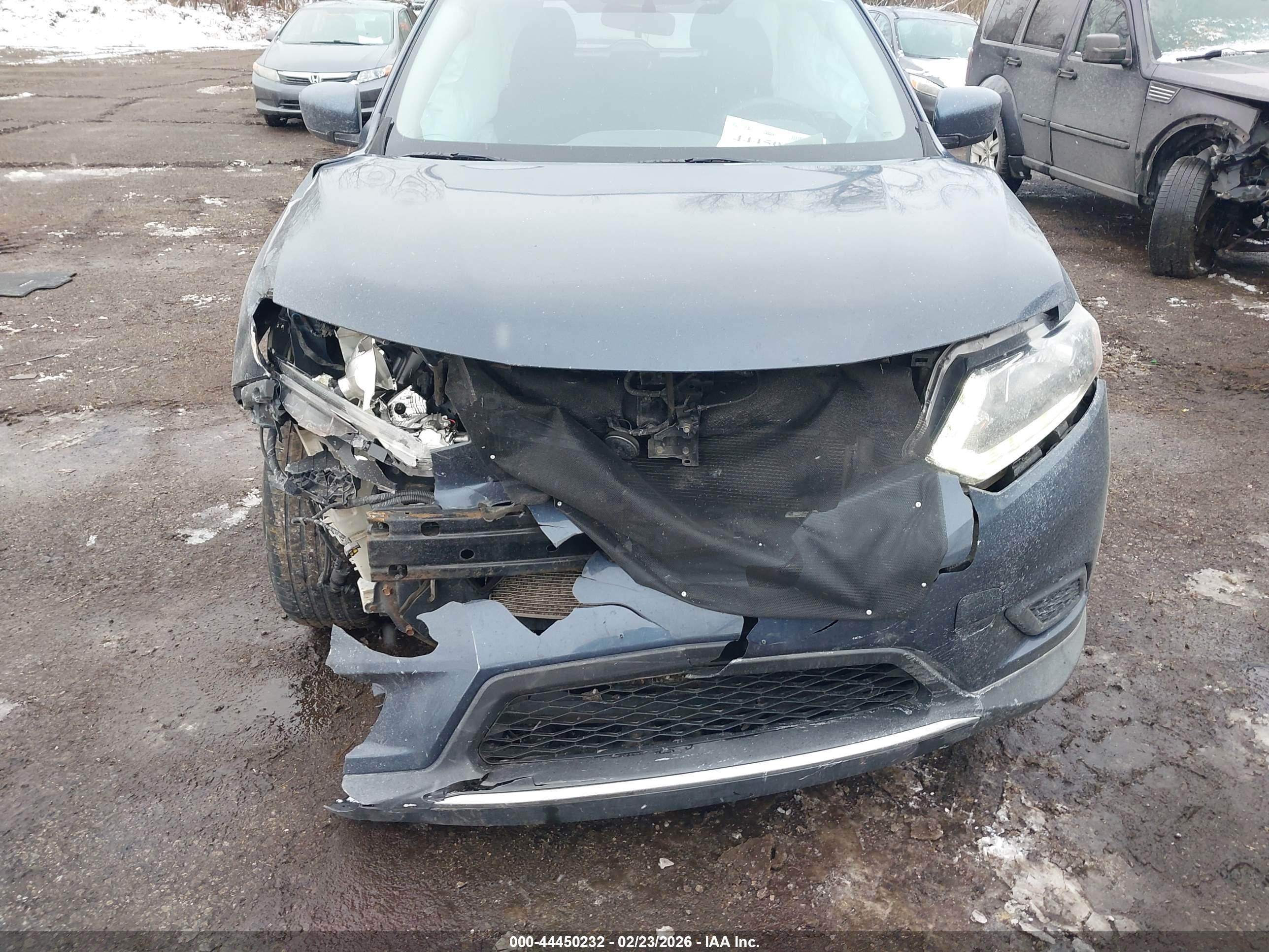 NISSAN ROGUE image 6