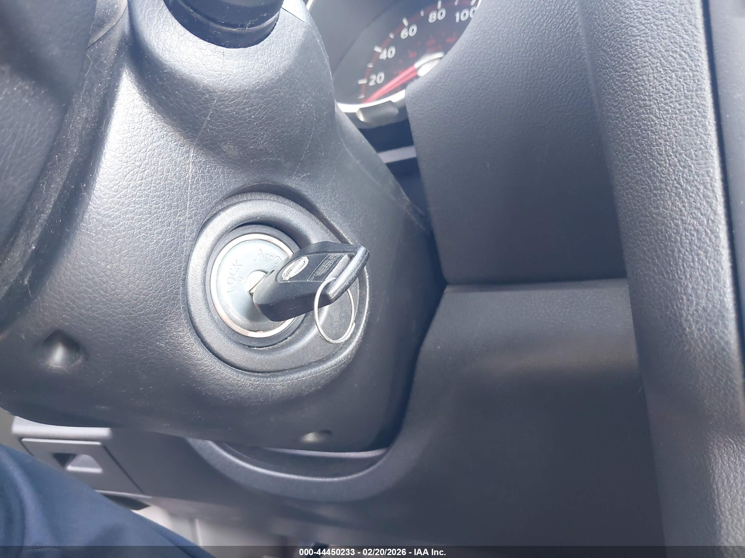 NISSAN ROGUE image 11