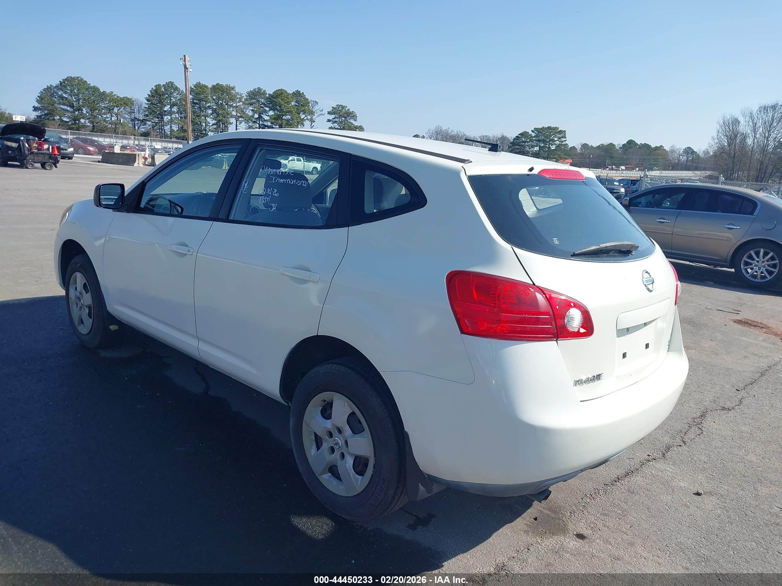NISSAN ROGUE image 3