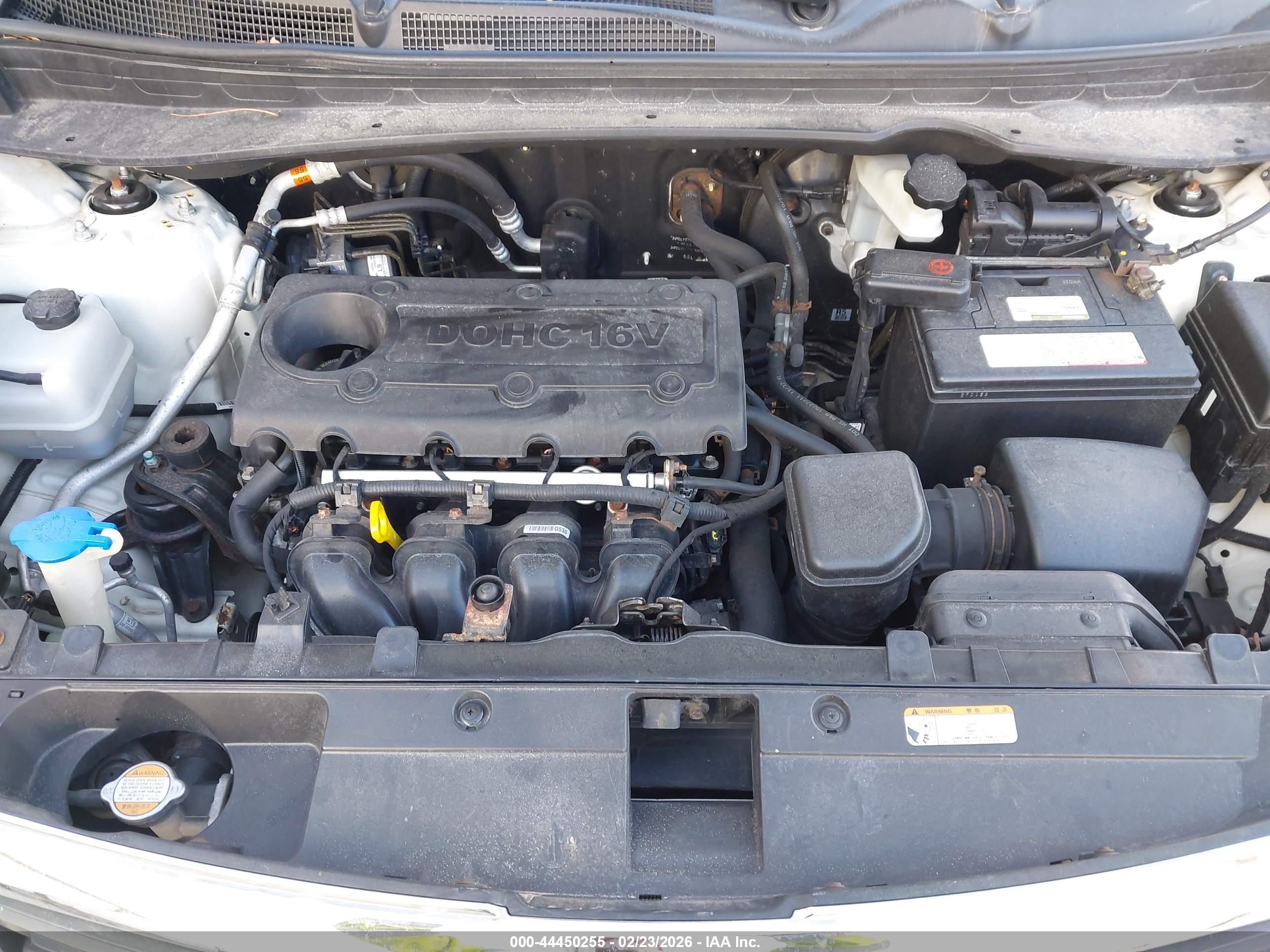 KIA SPORTAGE image 10