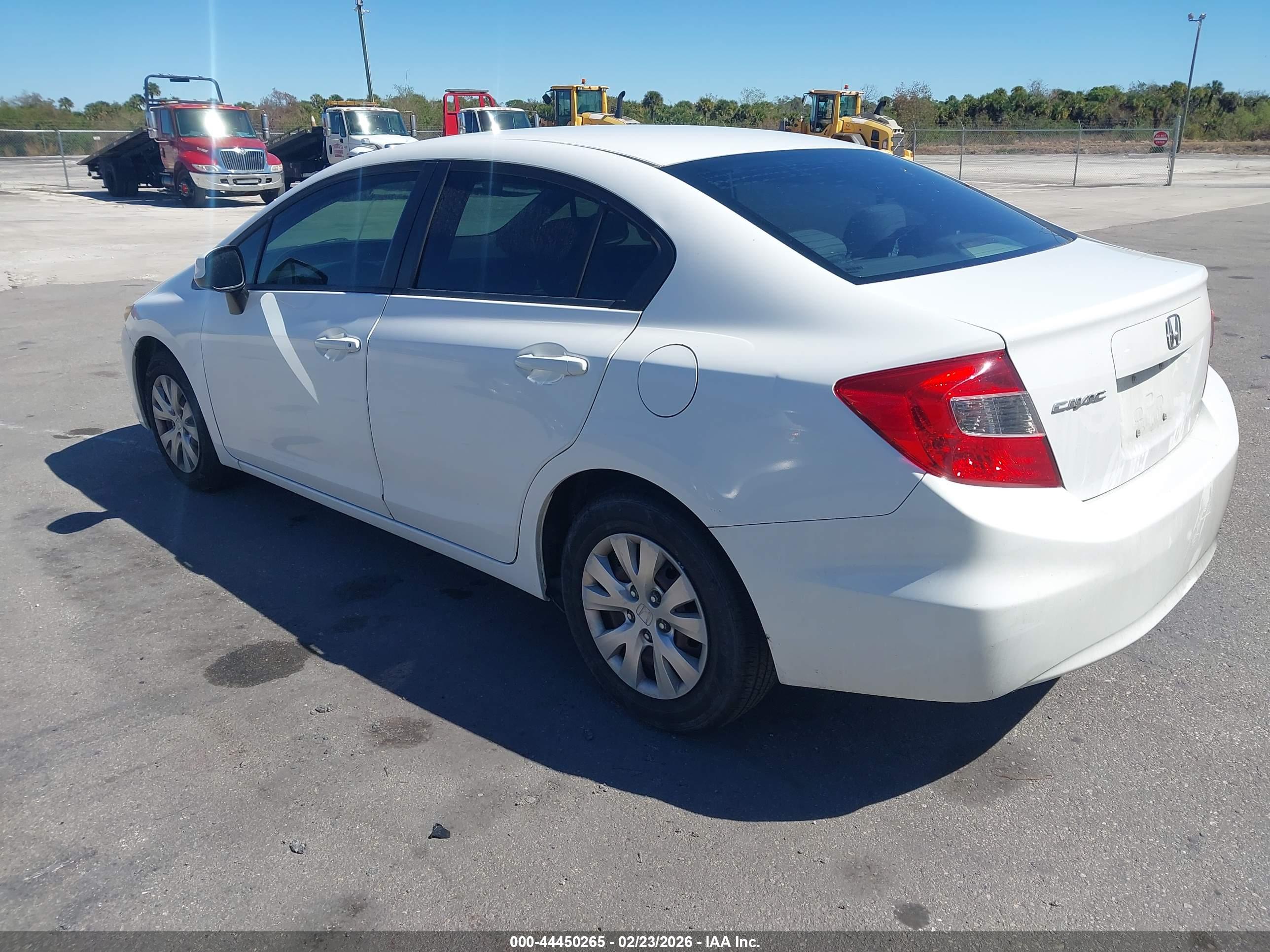 HONDA CIVIC image 3
