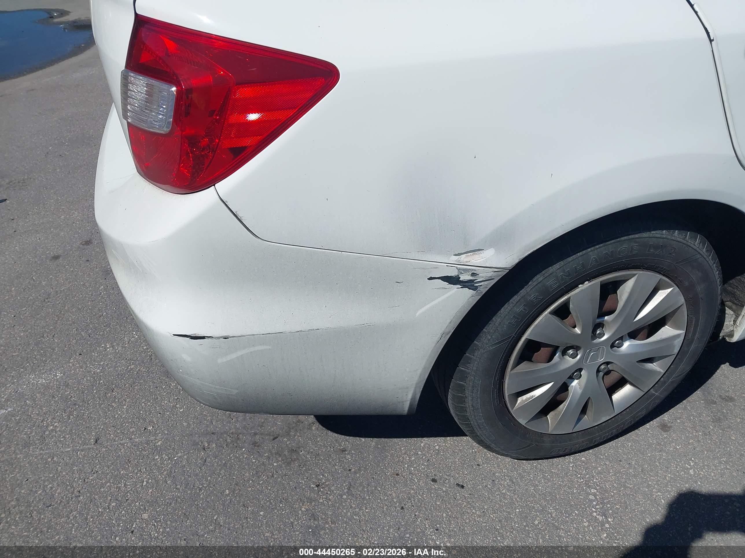 HONDA CIVIC image 6
