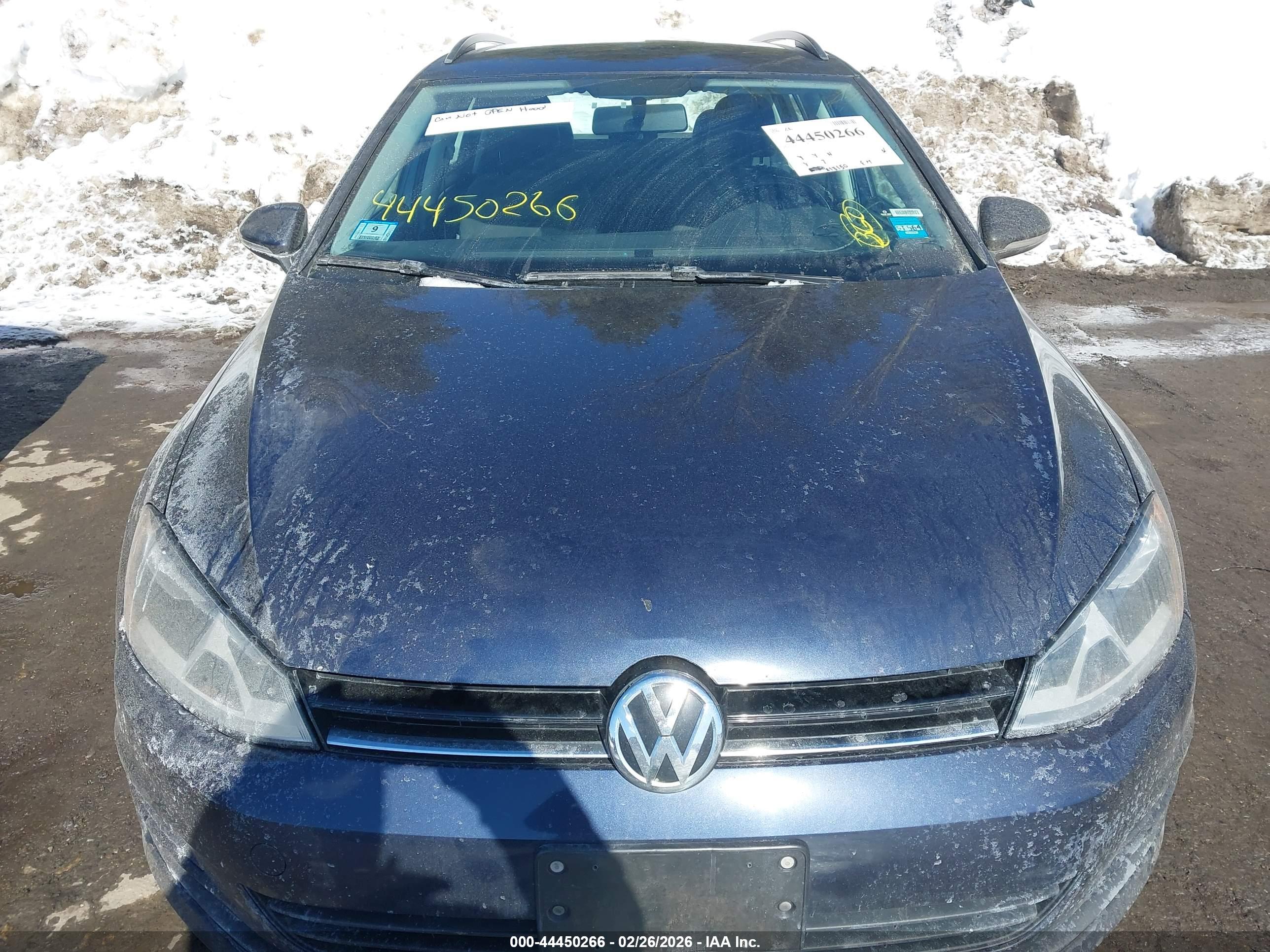 VOLKSWAGEN GOLF image 10
