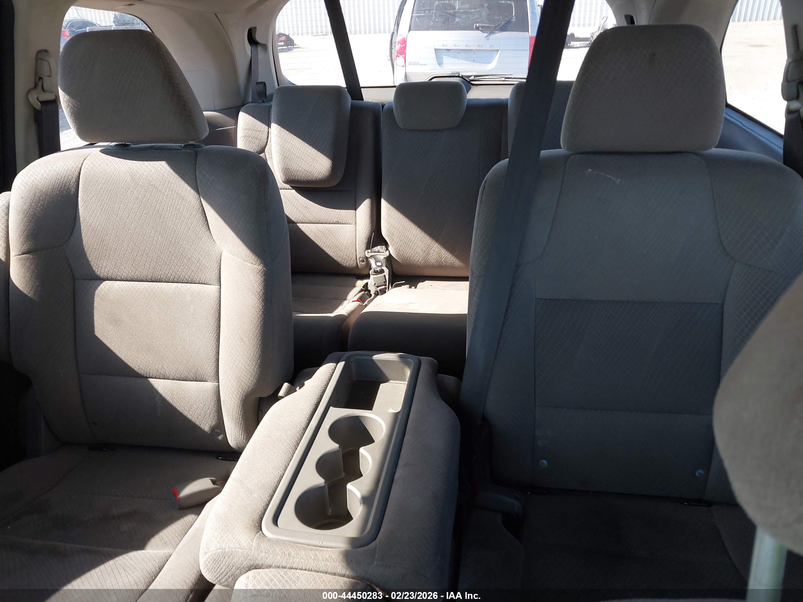HONDA ODYSSEY image 8