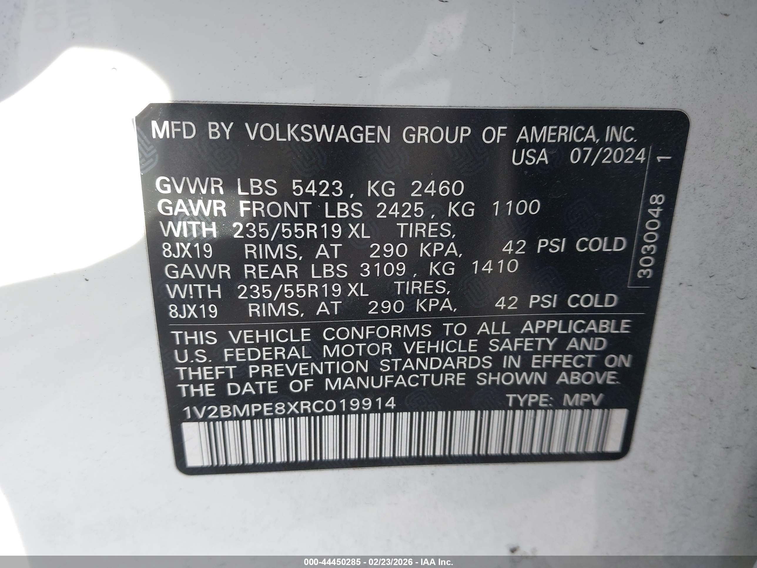 VOLKSWAGEN ID.4 image 9