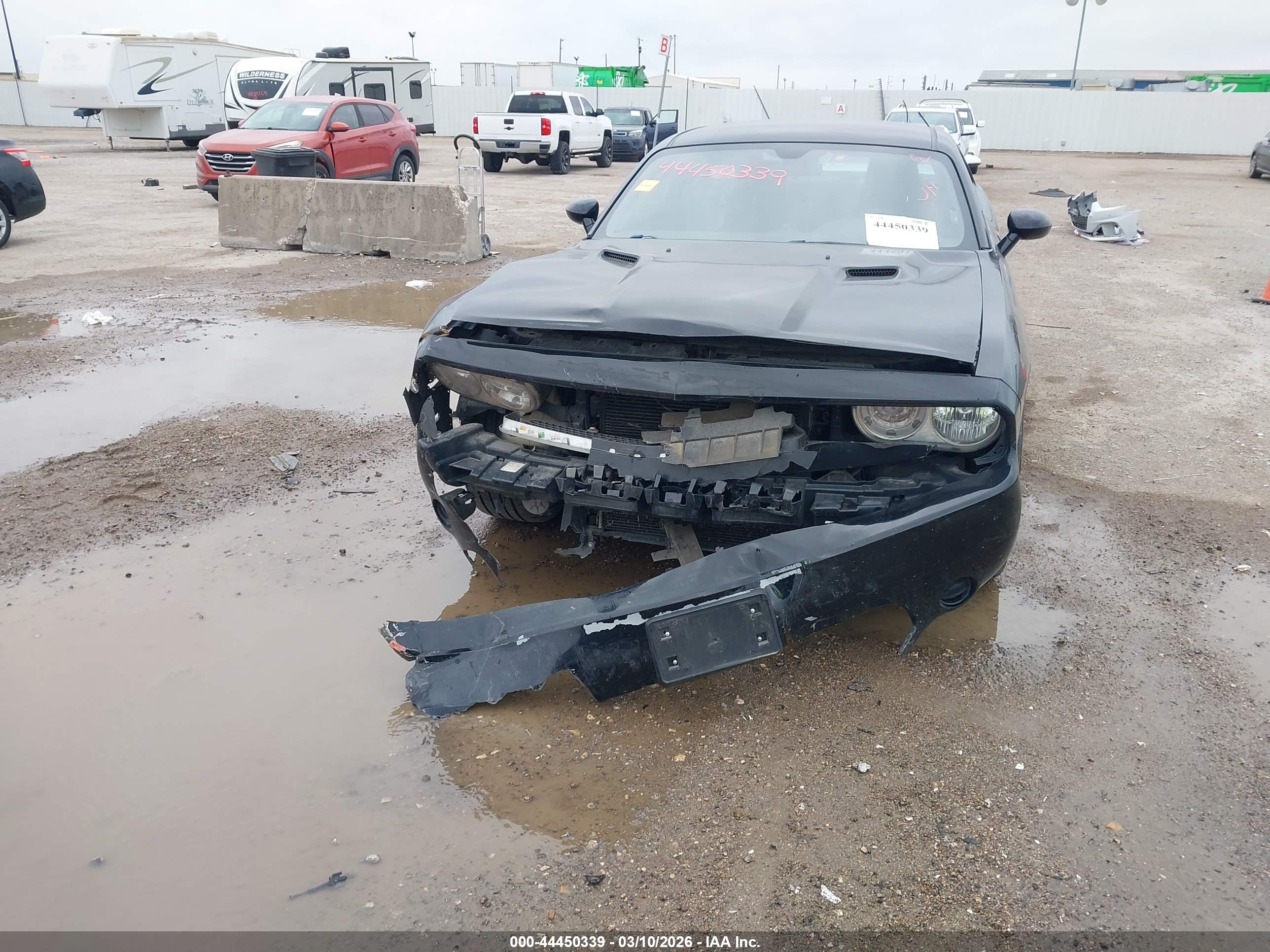 DODGE CHALLENGER image 6