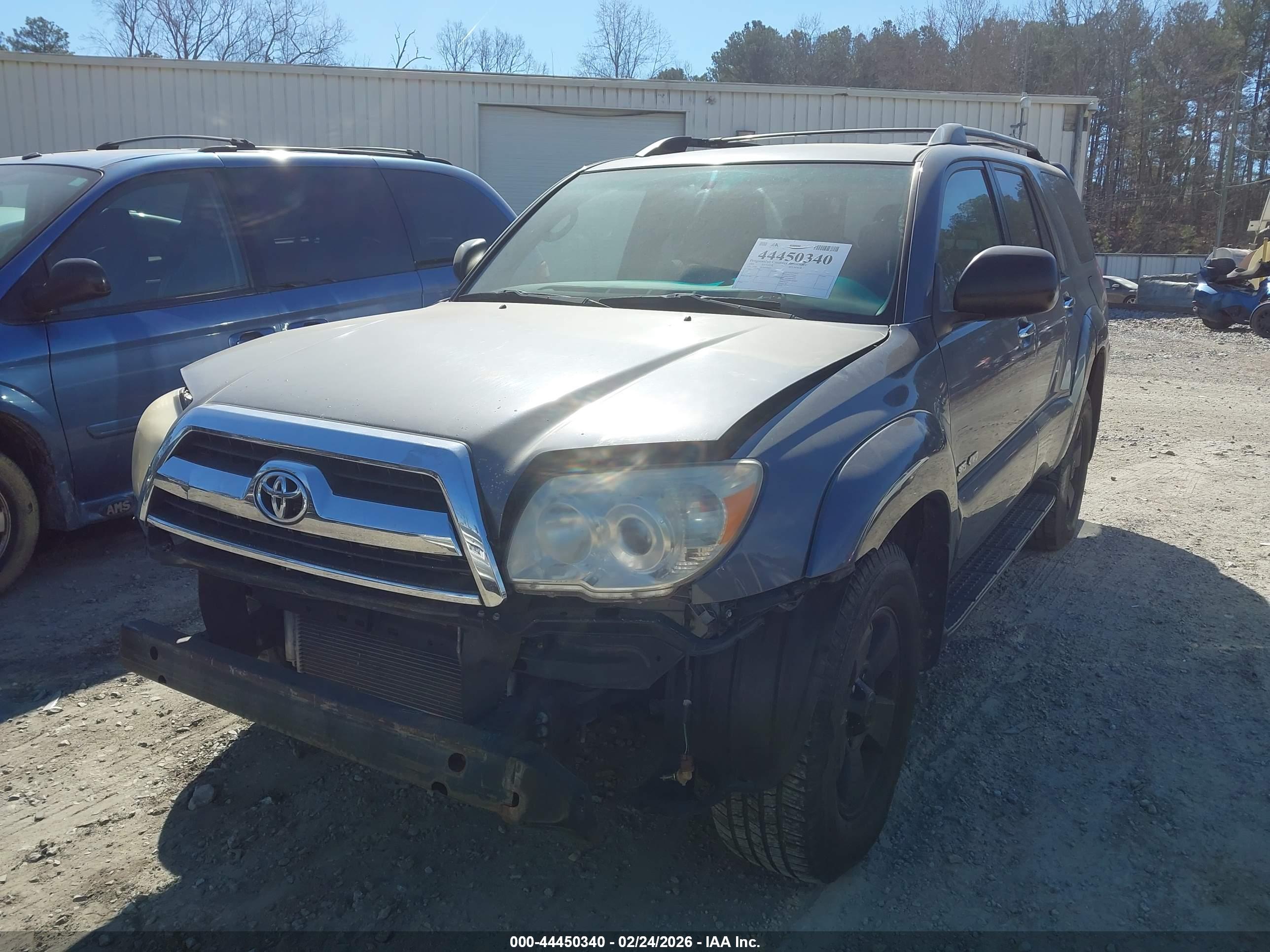 TOYOTA 4RUNNER image 2