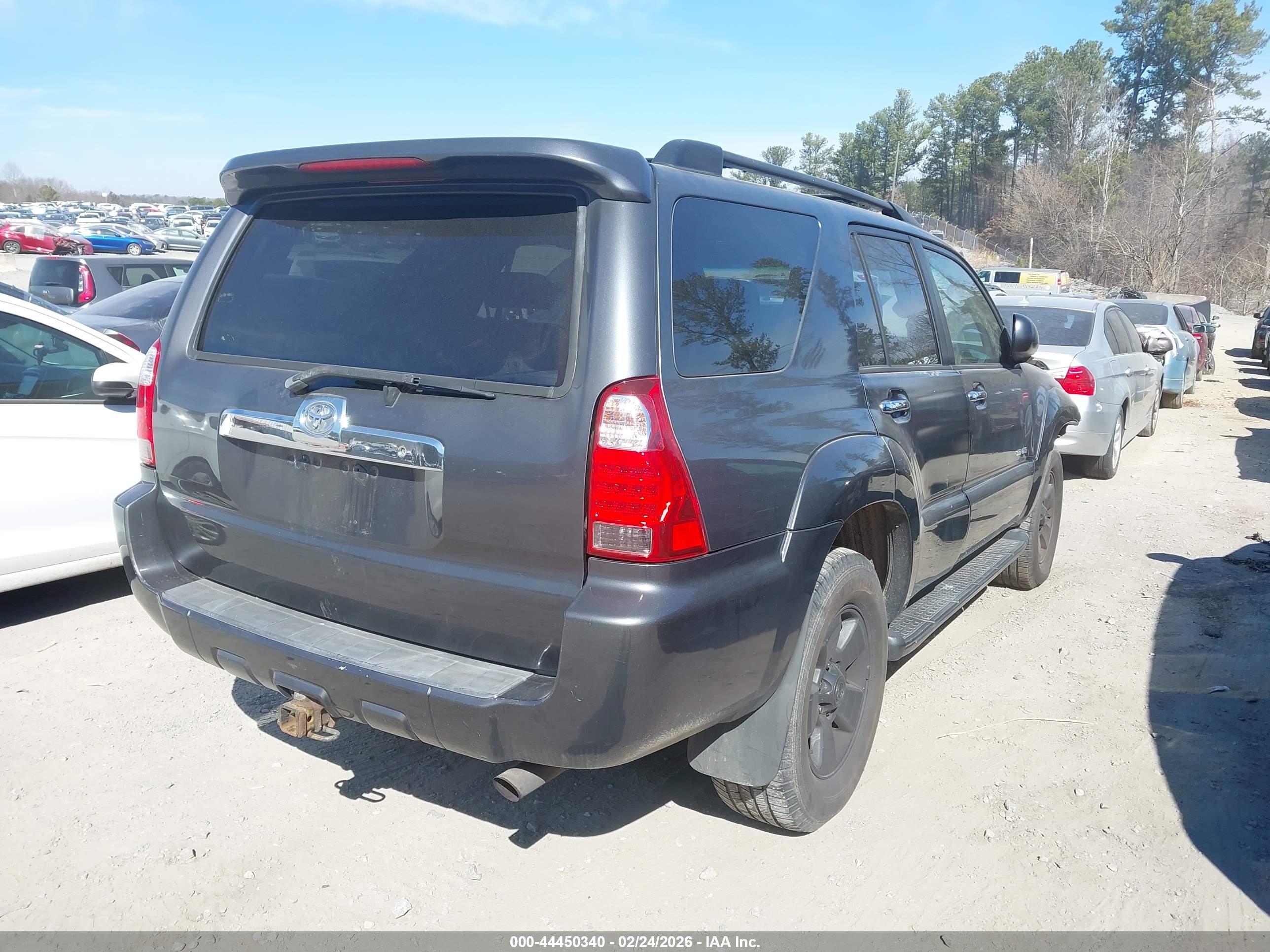 TOYOTA 4RUNNER image 4