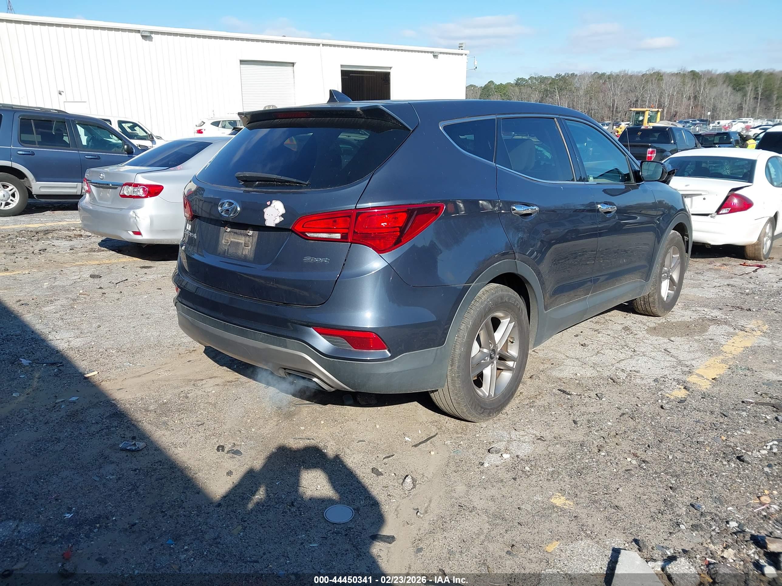 HYUNDAI SANTA image 4