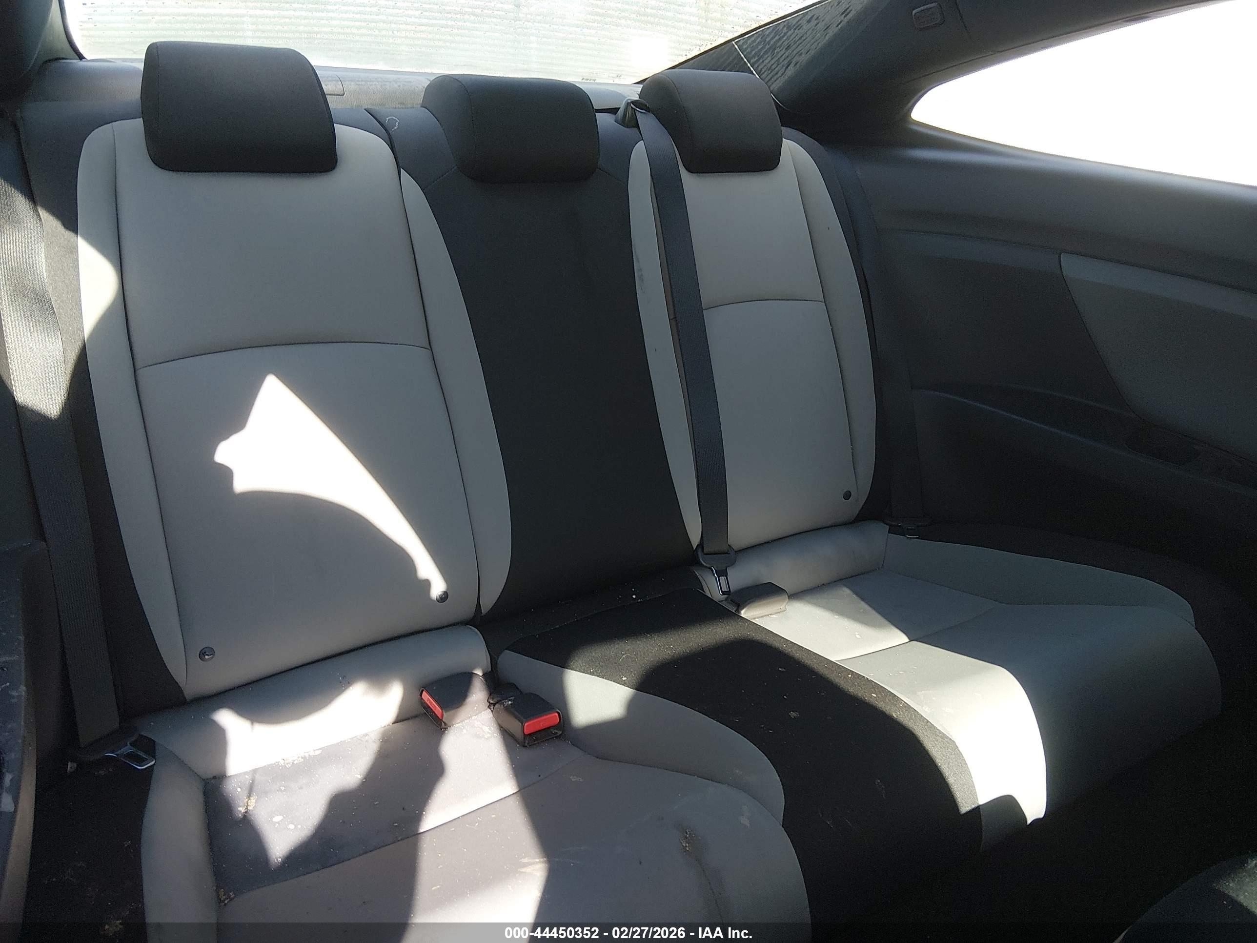 HONDA CIVIC image 8