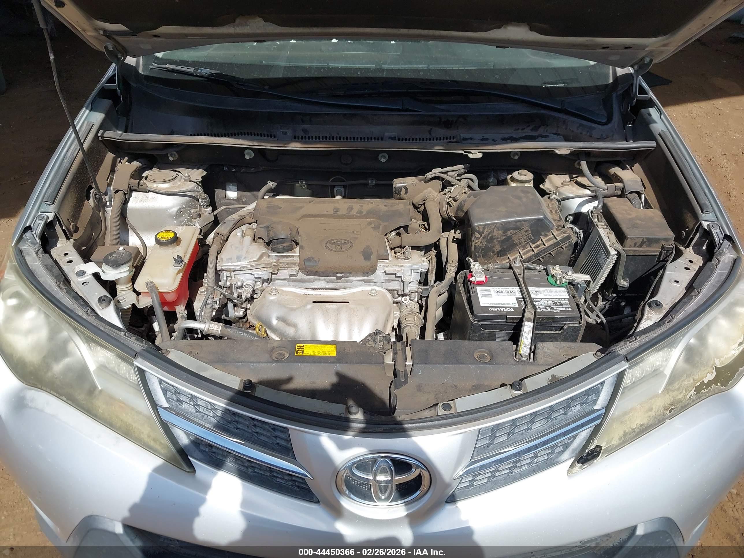 TOYOTA RAV4 image 10