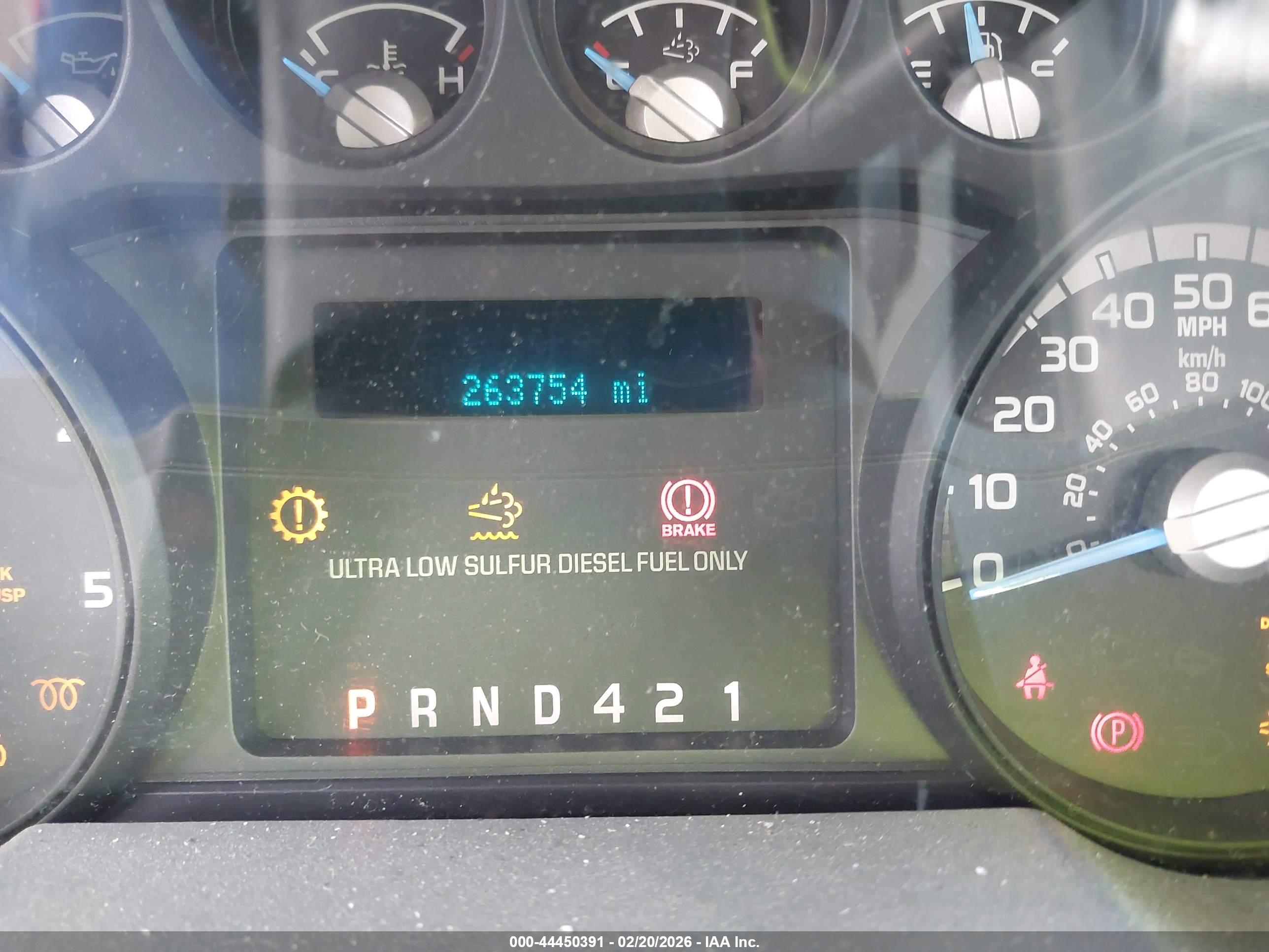 FORD F-750 image 6