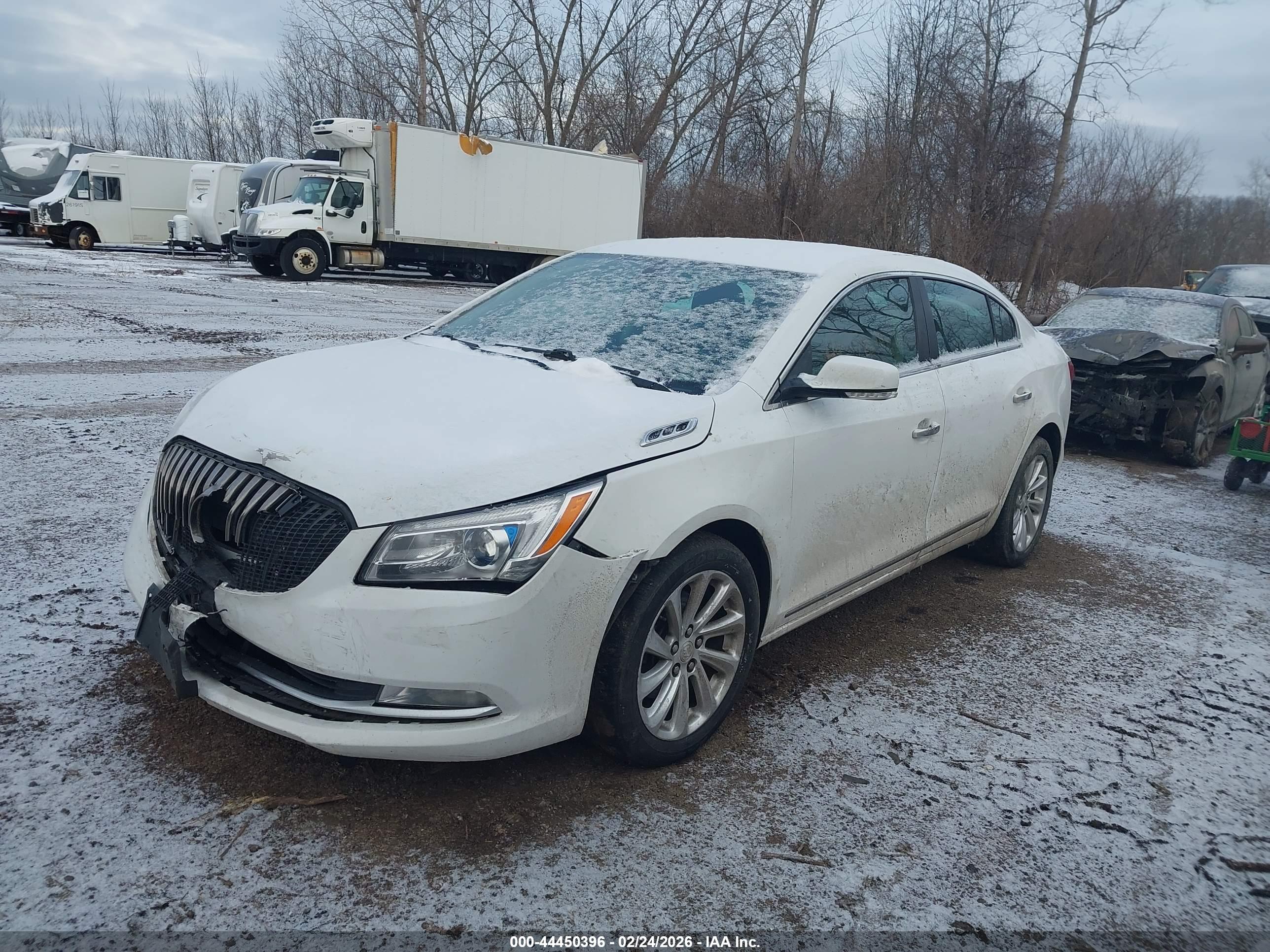 BUICK LACROSSE image 2